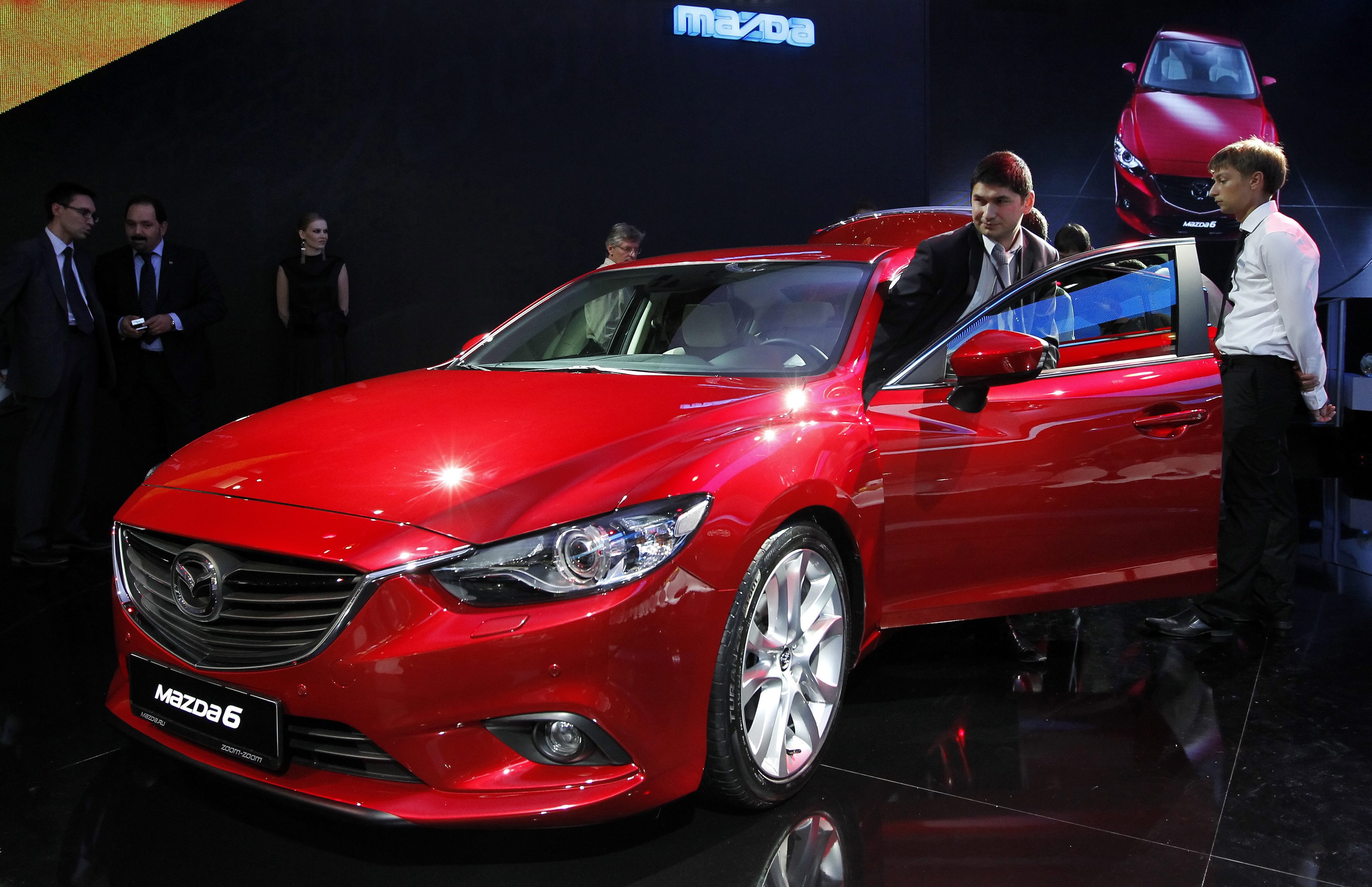Mazda6 грабна 5 звезди за сигурност в САЩ