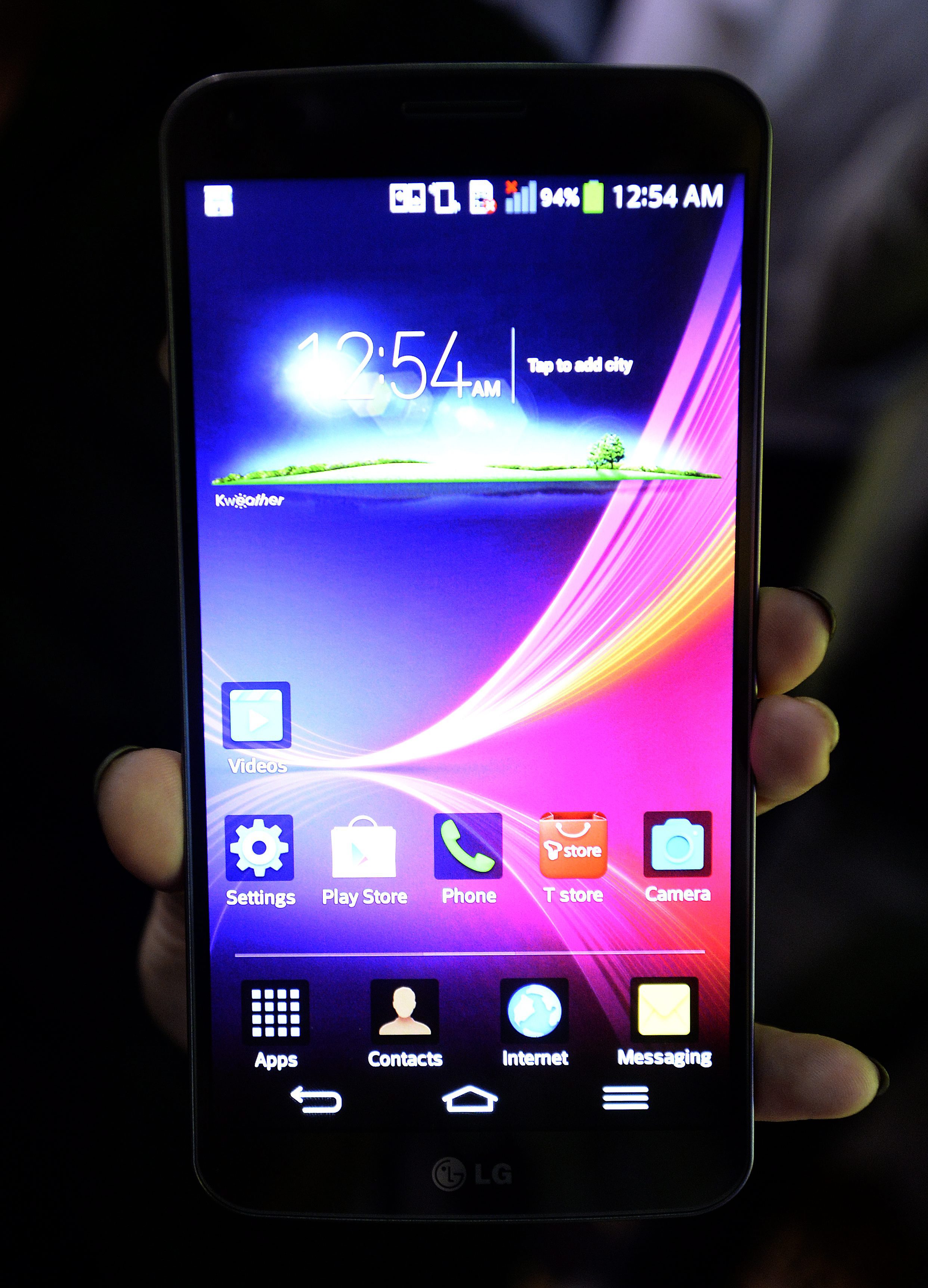LG G Flex - смартфон с извит екран