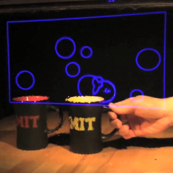 Прозрачен дисплей превръща прозорецa в екран