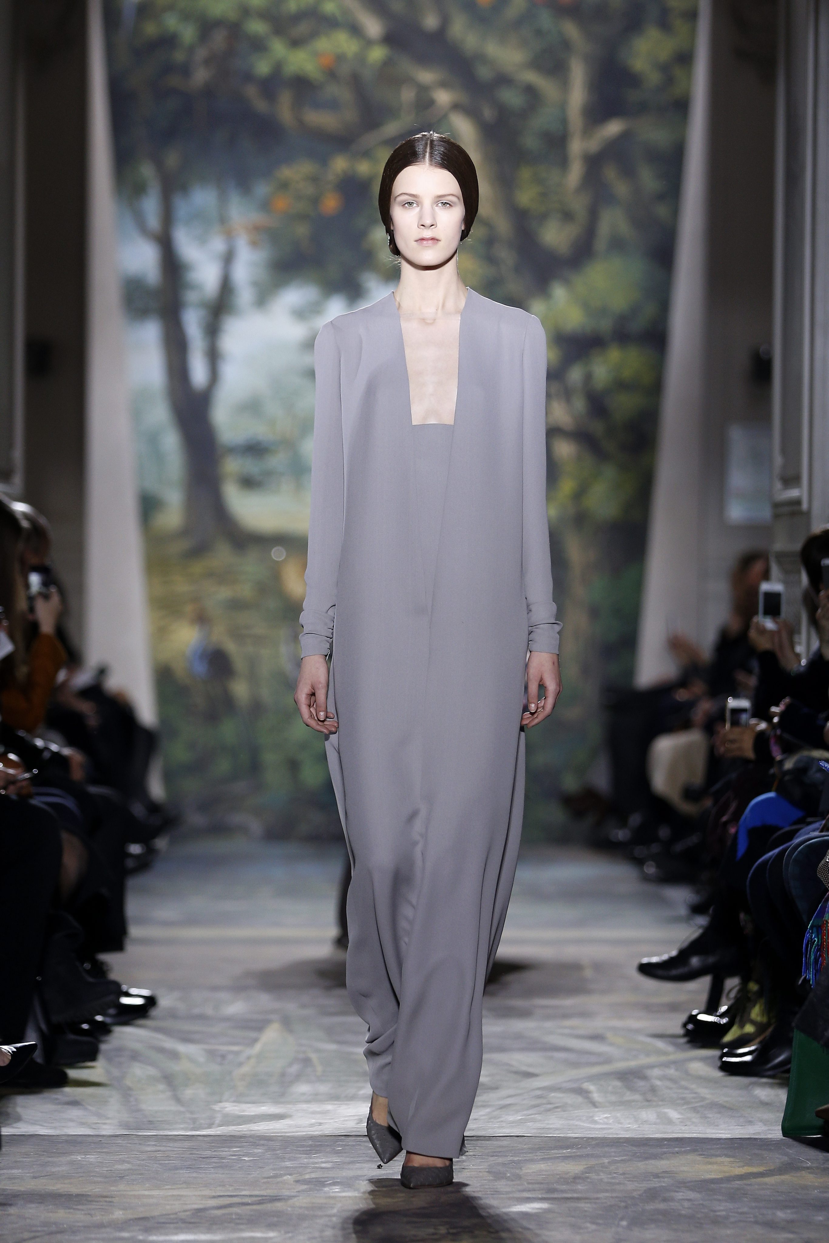 Колекция висша мода на ”Valentino” пролет-лято 2014