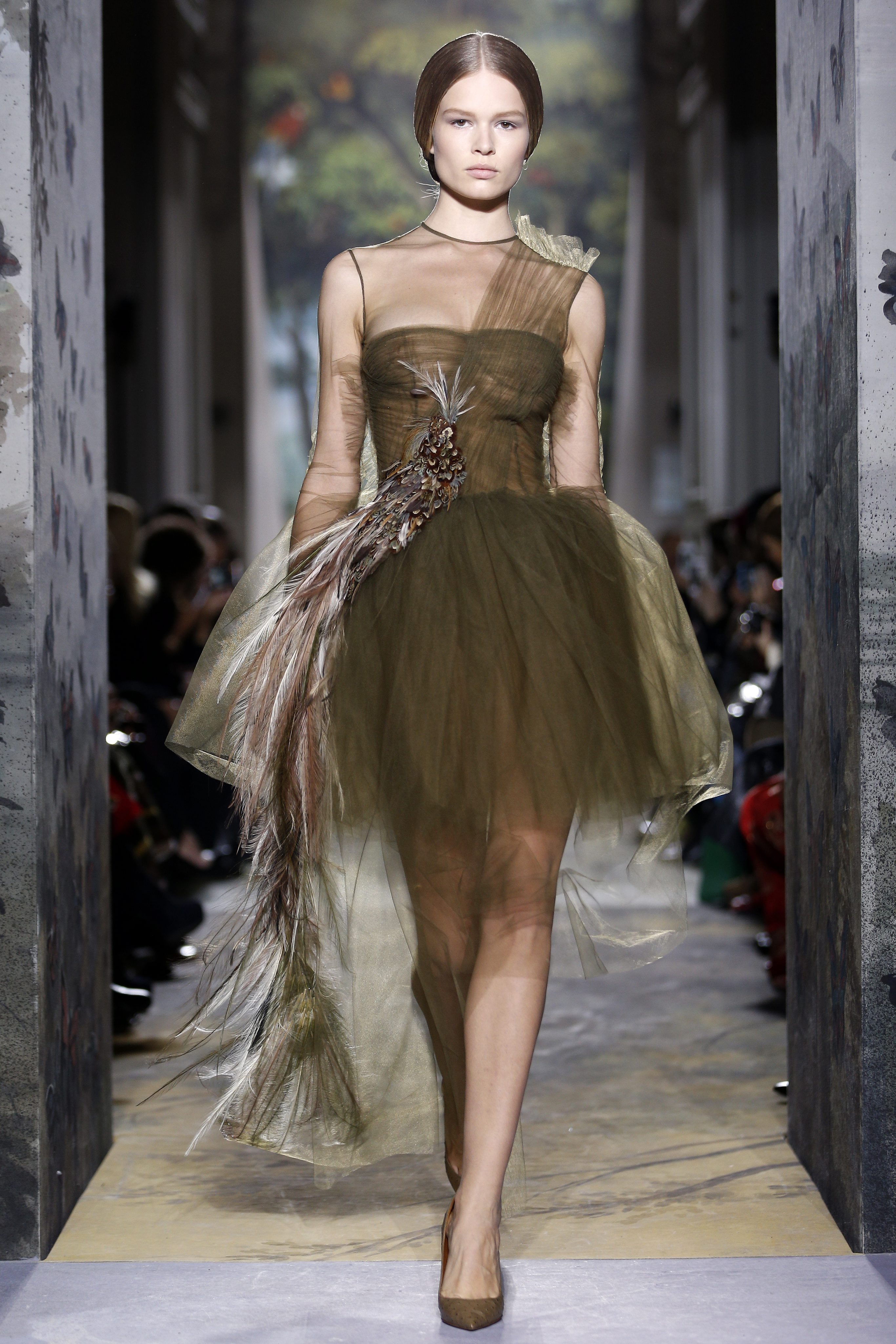 Колекция висша мода на "Valentino" пролет-лято 2014