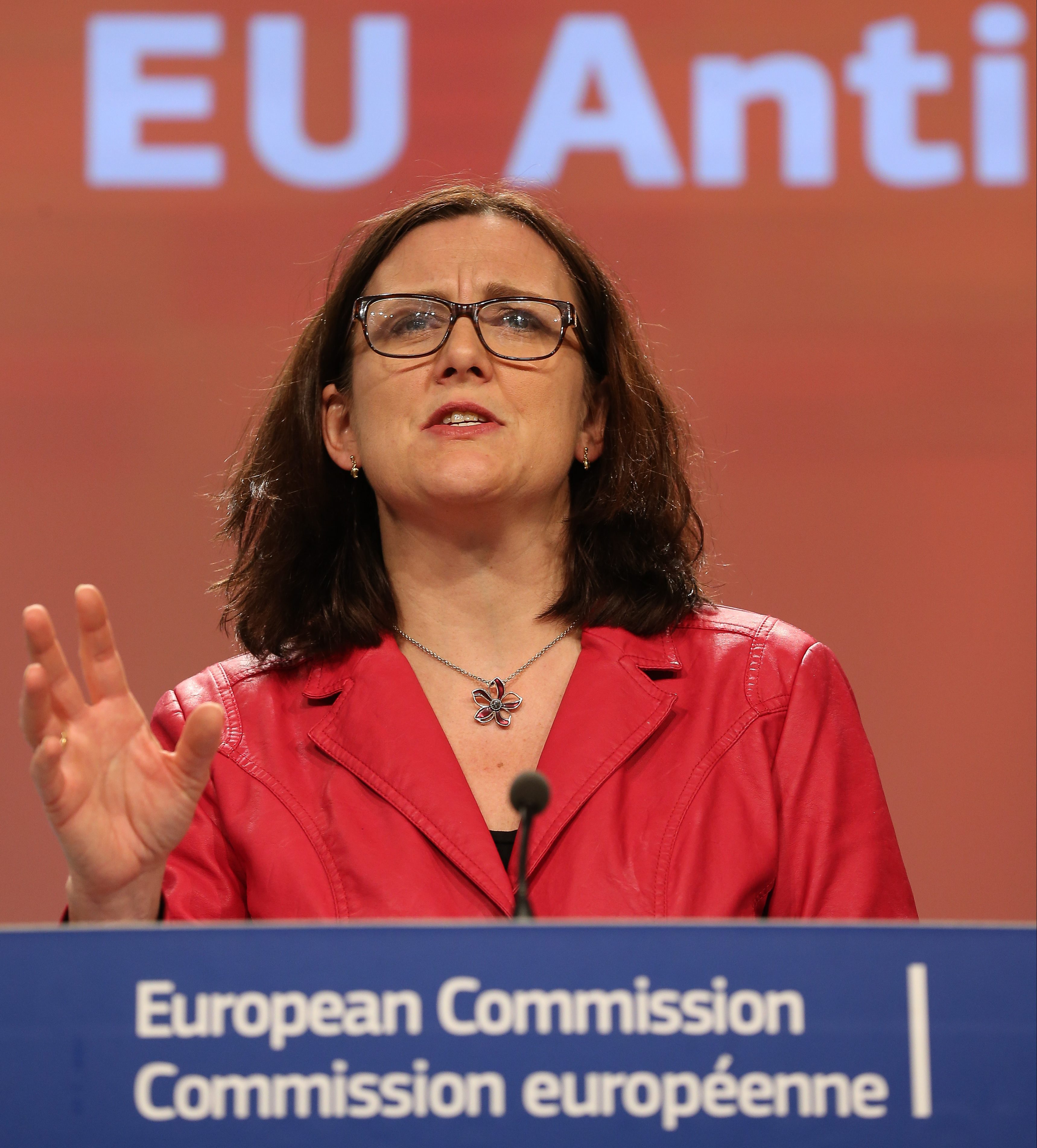 Еврокомисарят по вътрешните работи Сесилия Малмстрьом представи доклада за корупцията