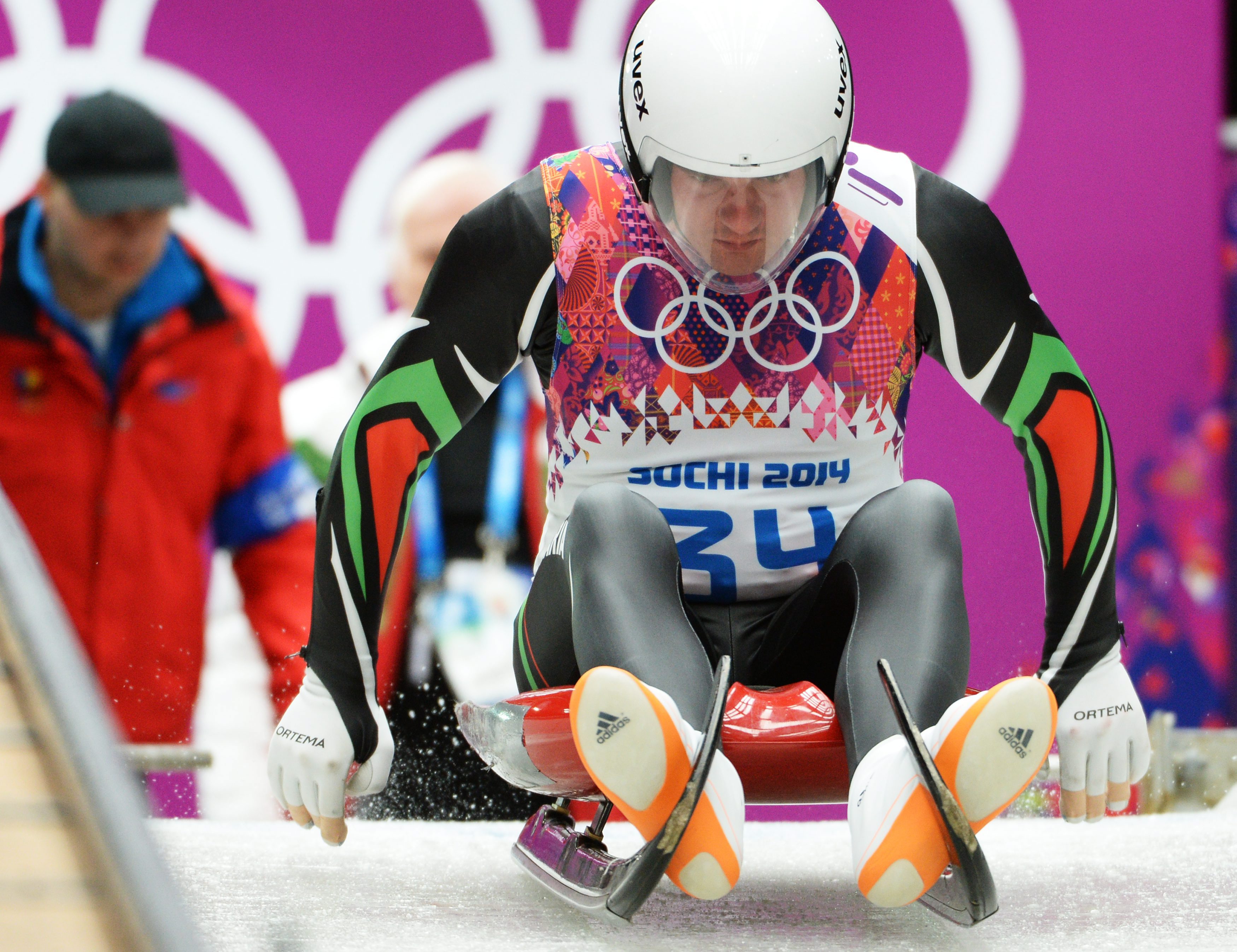 Беньов предпоследен след първите два манша при шейните