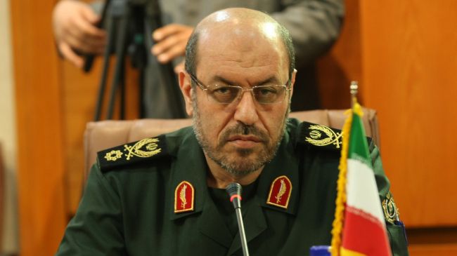 Иранският министър на отбраната Хосейн Дехкан съобщи за новите ракети