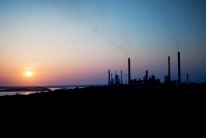 Заради COVID-19 въздухът се изчиства, а вредните емисии са по-малко