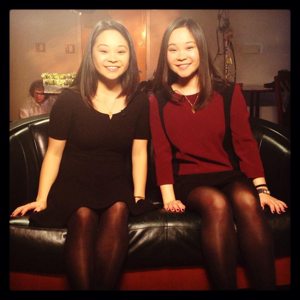 Разделени близначки се намериха в ”YouTube”