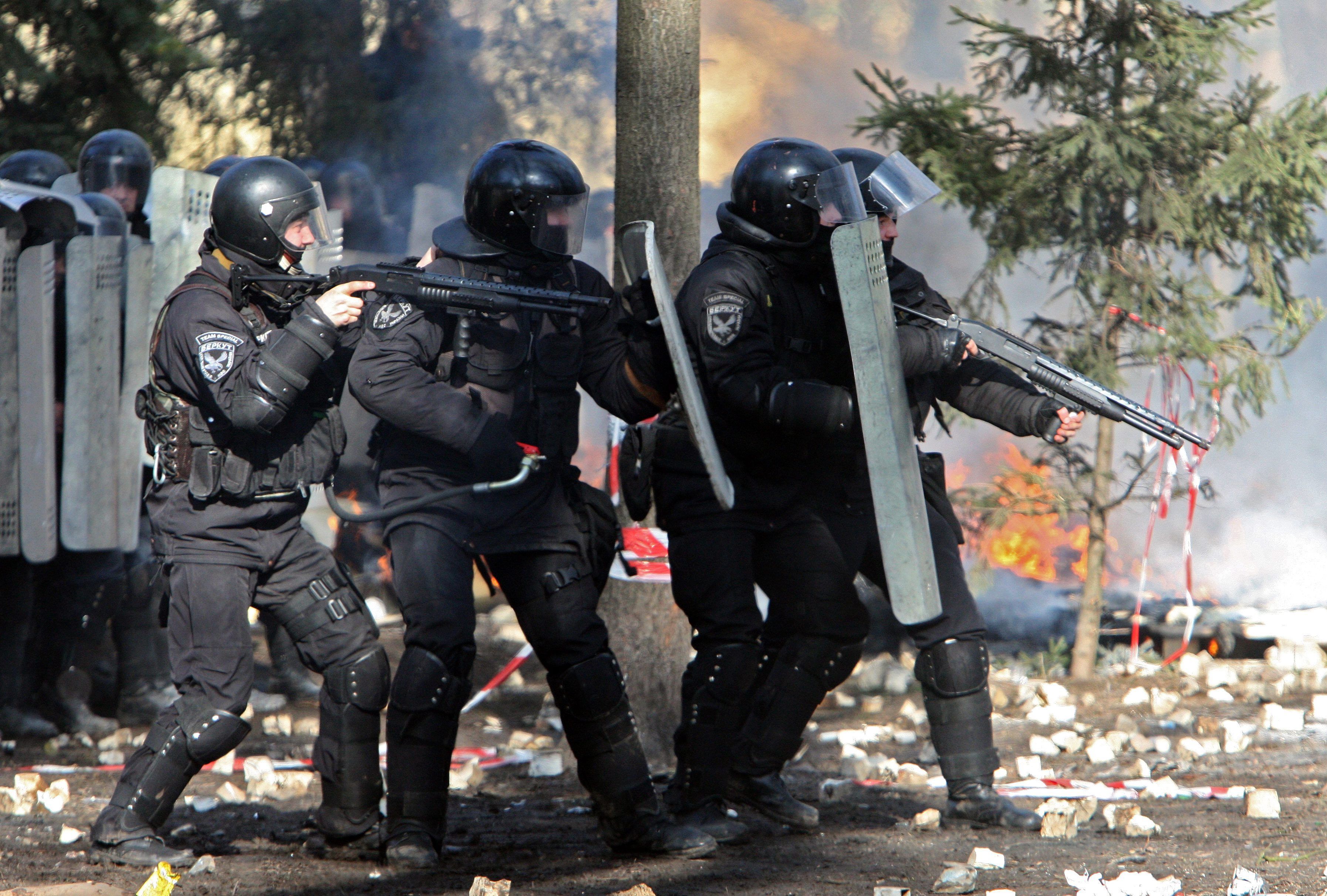 Десетки загинаха, а стотици бяха ранени през февруари в Киев