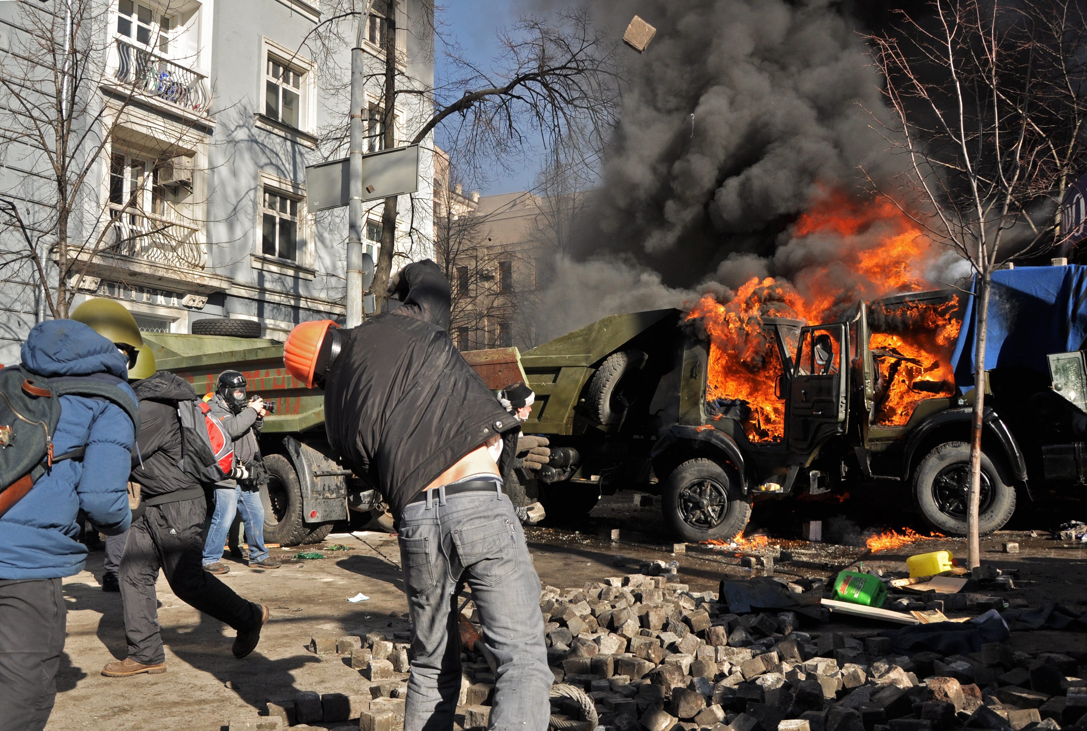 Властите в Украйна започнаха антитерористична операция