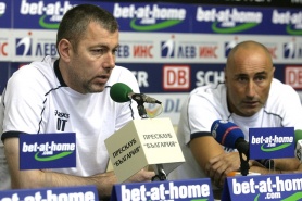 В разгара на преговорите от БФВ за Гонг: Новият треньор не е българин и не е италианец!
