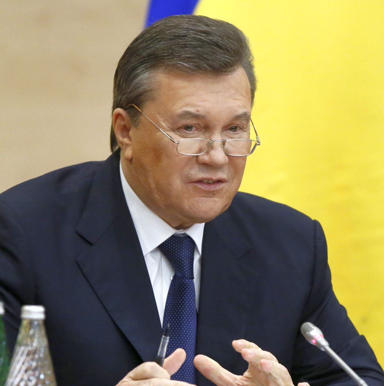 Янукович избягал от Украйна в Русия, за да не го арестуват