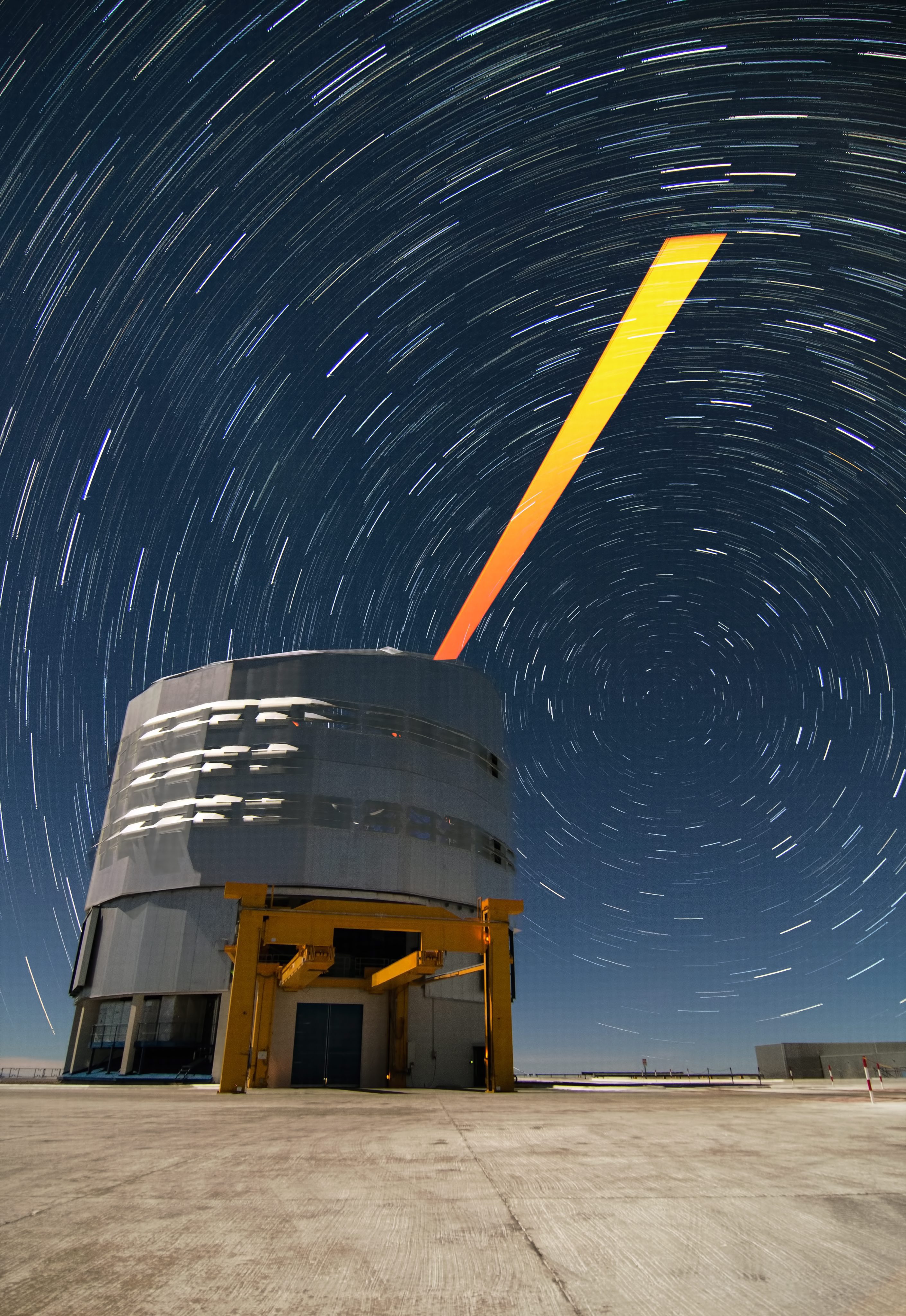 Учените планират да обстрелват отломките с лазерни лъчи от Земята