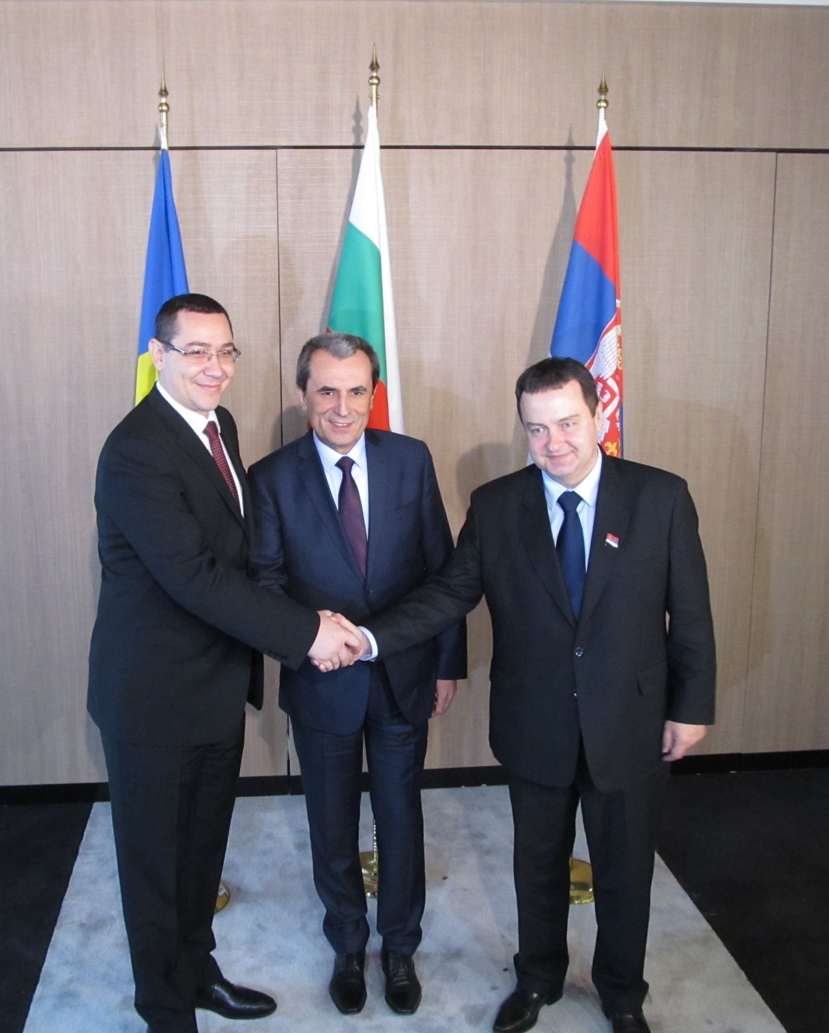 България, Румъния и Сърбия сформират Крайовска тройка