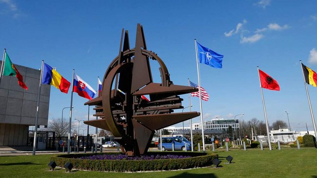 Президентите от Източна Европа поискаха укрепване на НАТО