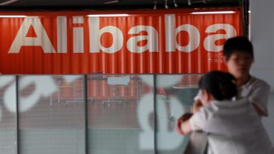 Алибаба събира около 11 милиарда долара от излизането си на борсата в Хонконг