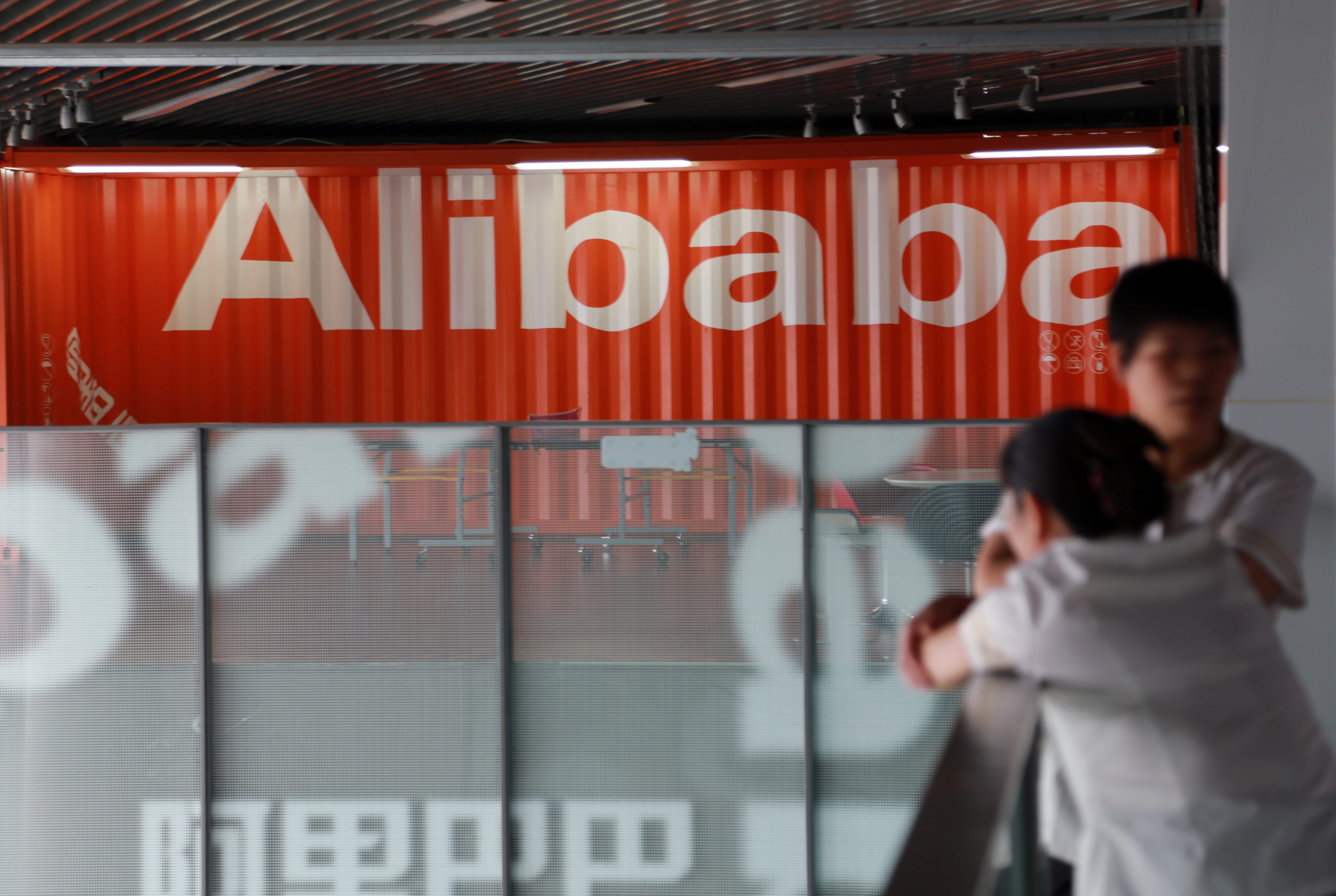 Алибаба ще притежава 48 процента от Алиекспрес Русия
