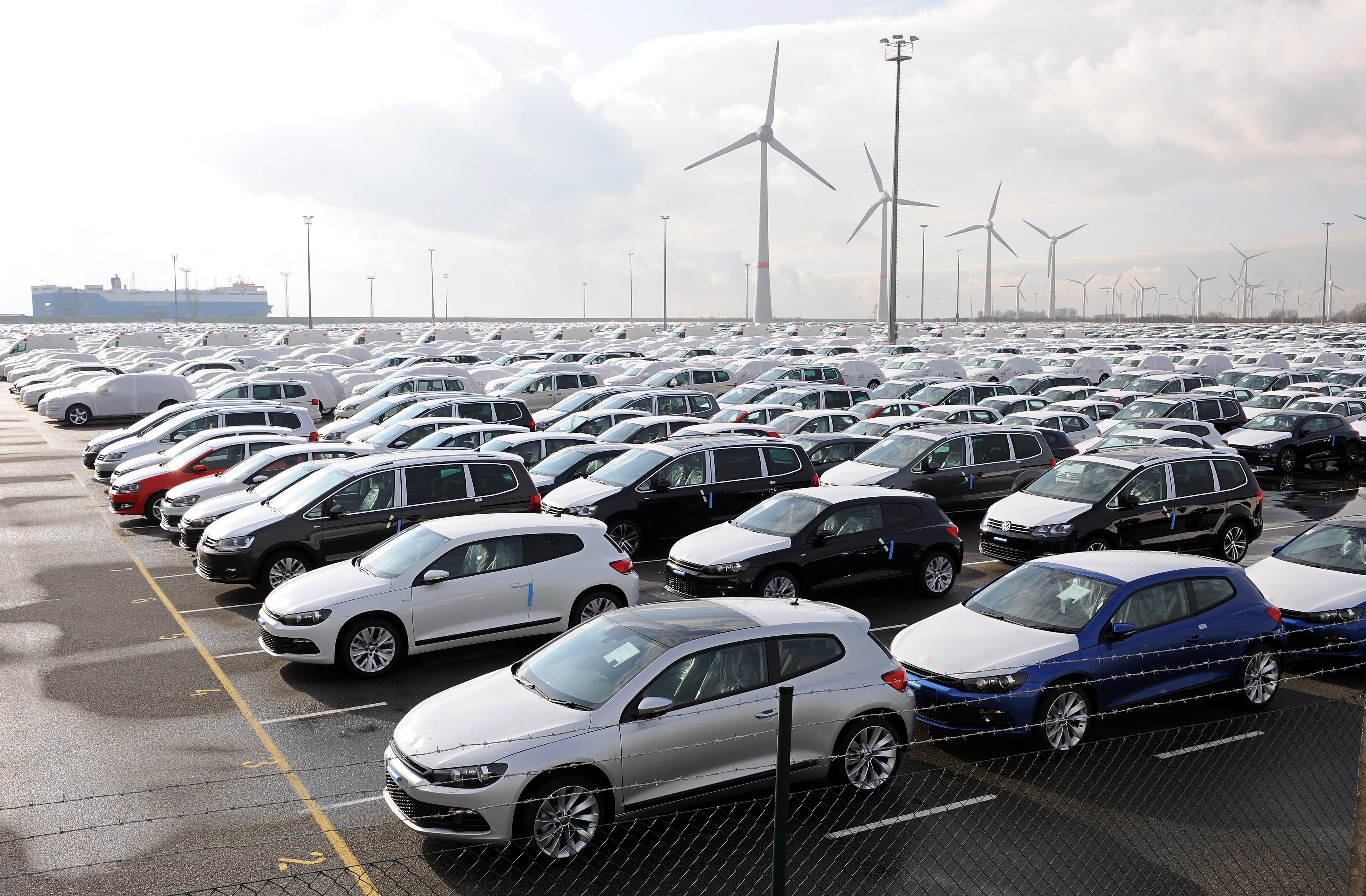 Нов скок на продажбите на автомобили в ЕС