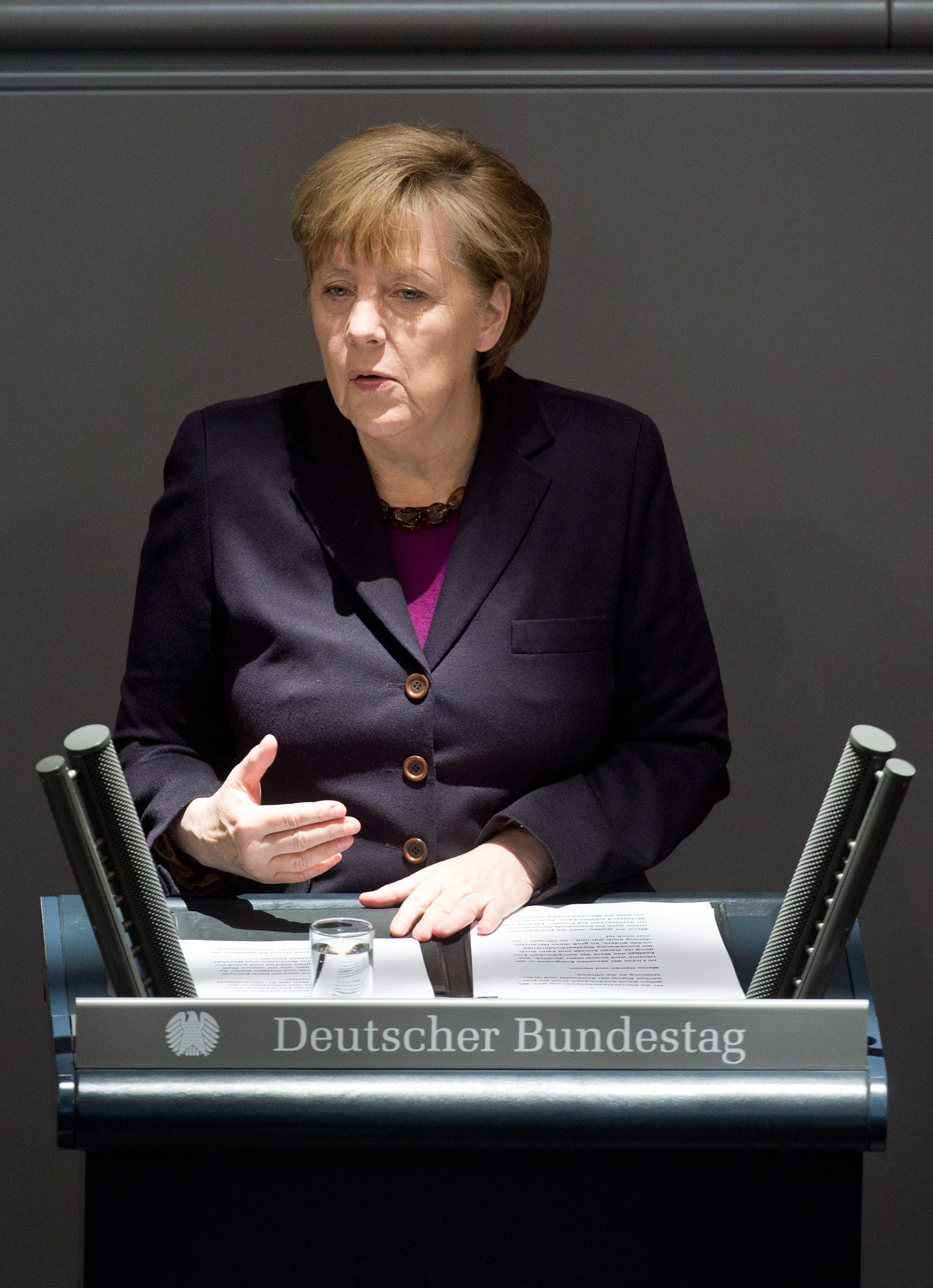 Форматът Г-8 е мъртъв, обяви Ангела Меркел