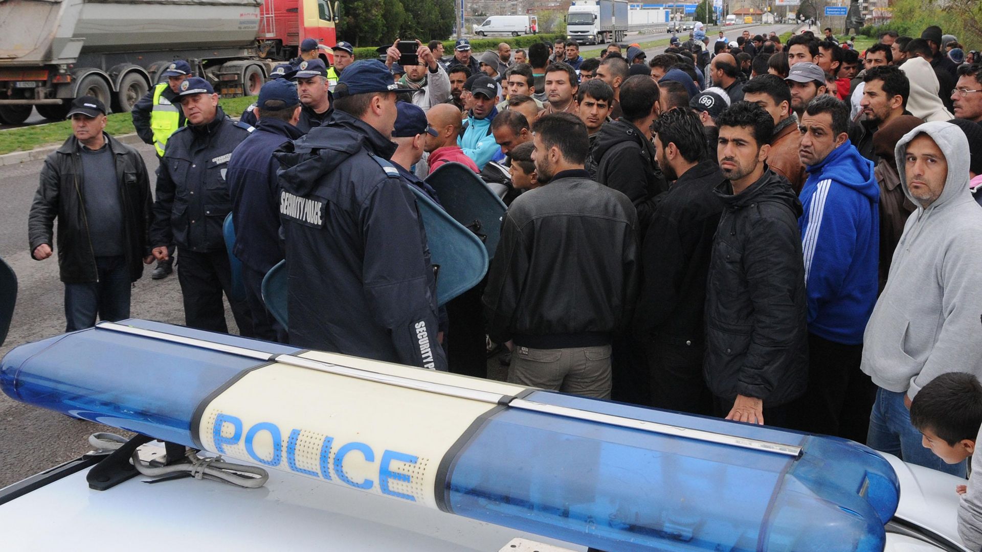 Хасковският окръжен съд обяви за общодържавно издирване 9 мигранти които