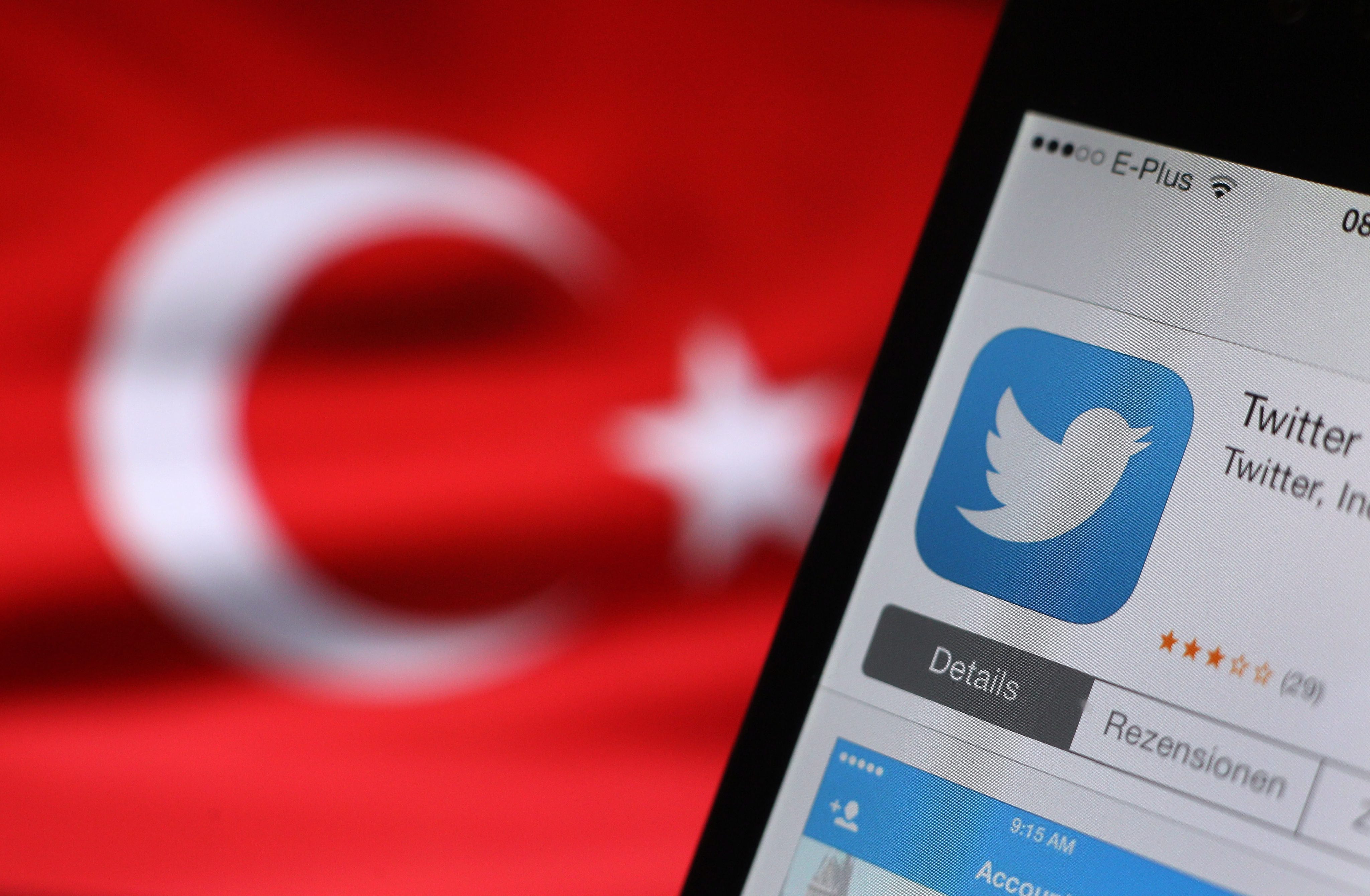 Twitter има над 12 милиона абонати в Турция