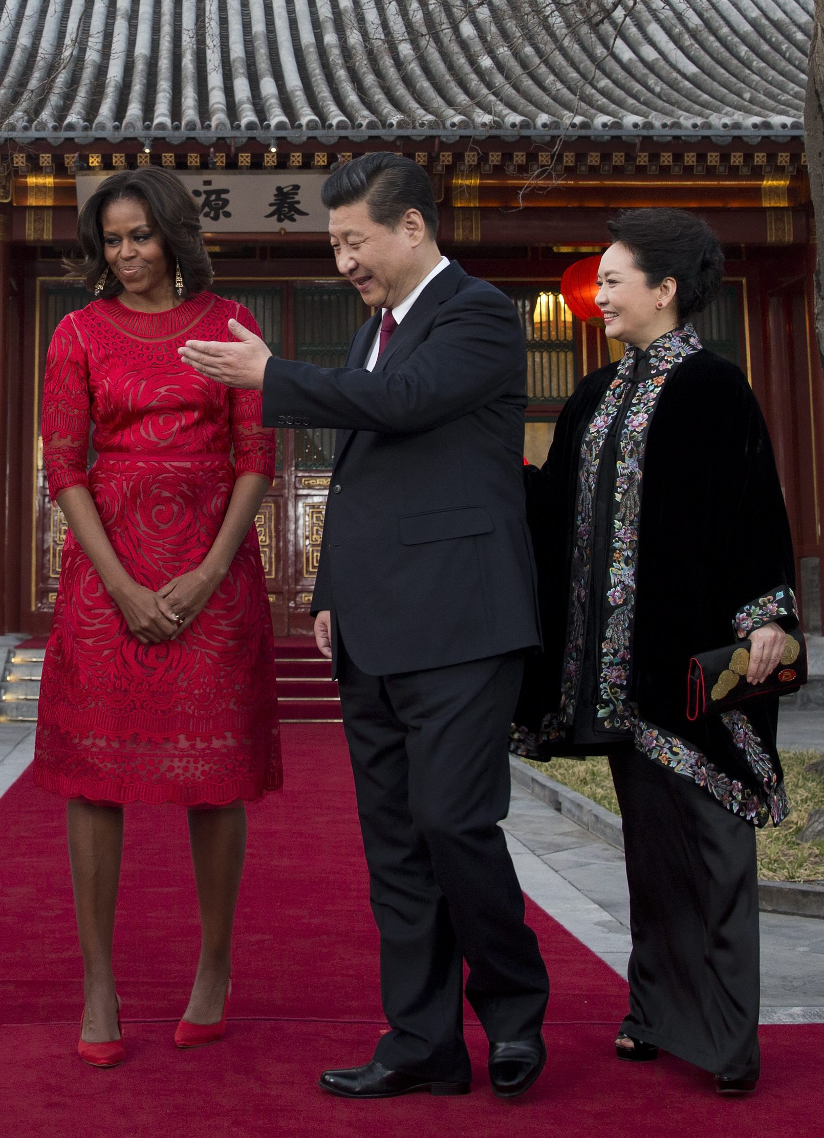 Мишел Обама и китайският президент Си Цзинпин със съпругата му