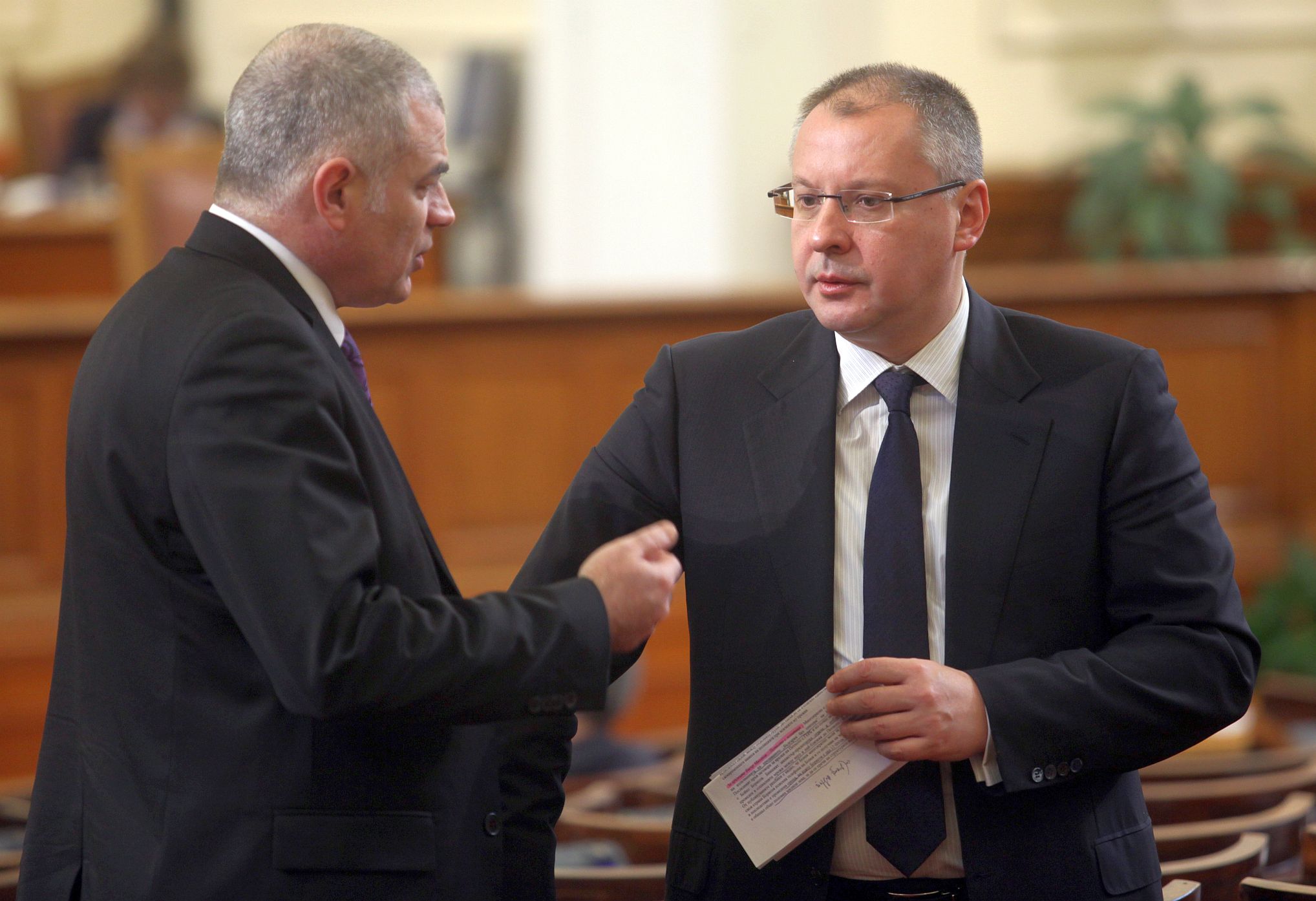 ГЕРБ спазиха обещанието си, НС прие оставката на Станишев