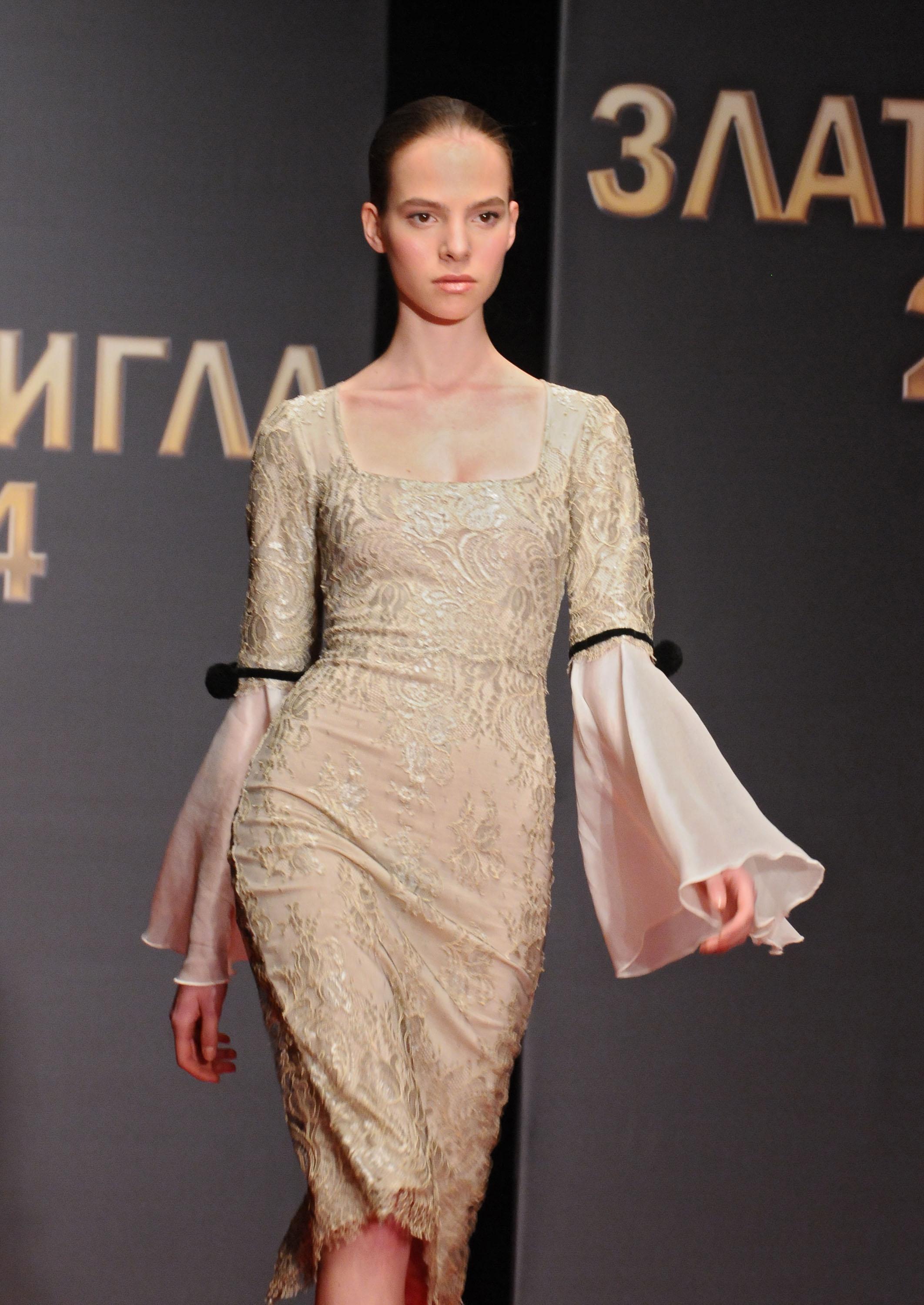 Модел от колекцията на Антония Йорданова