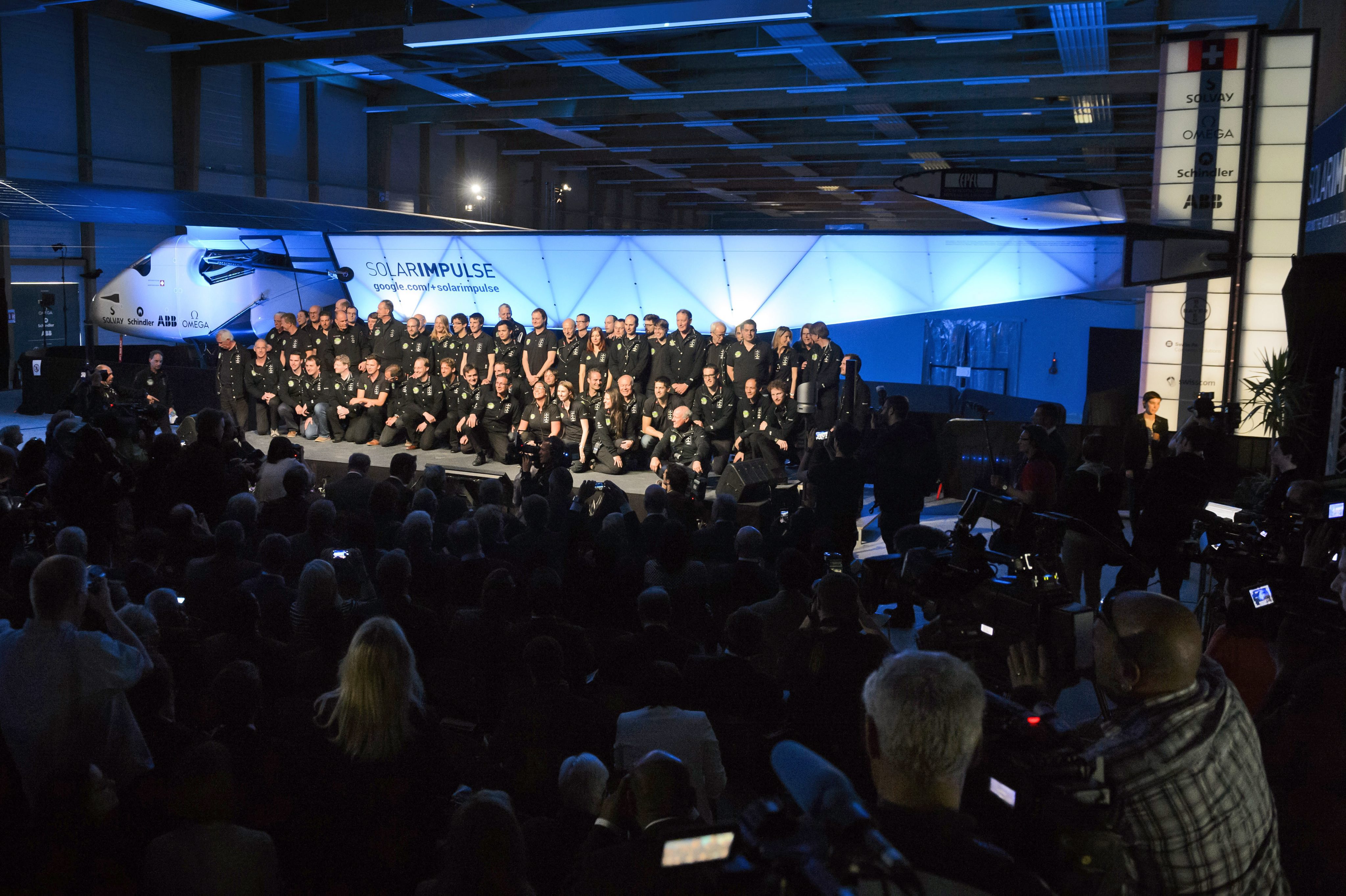Представяне на самолета ”Solar Impulse 2”
