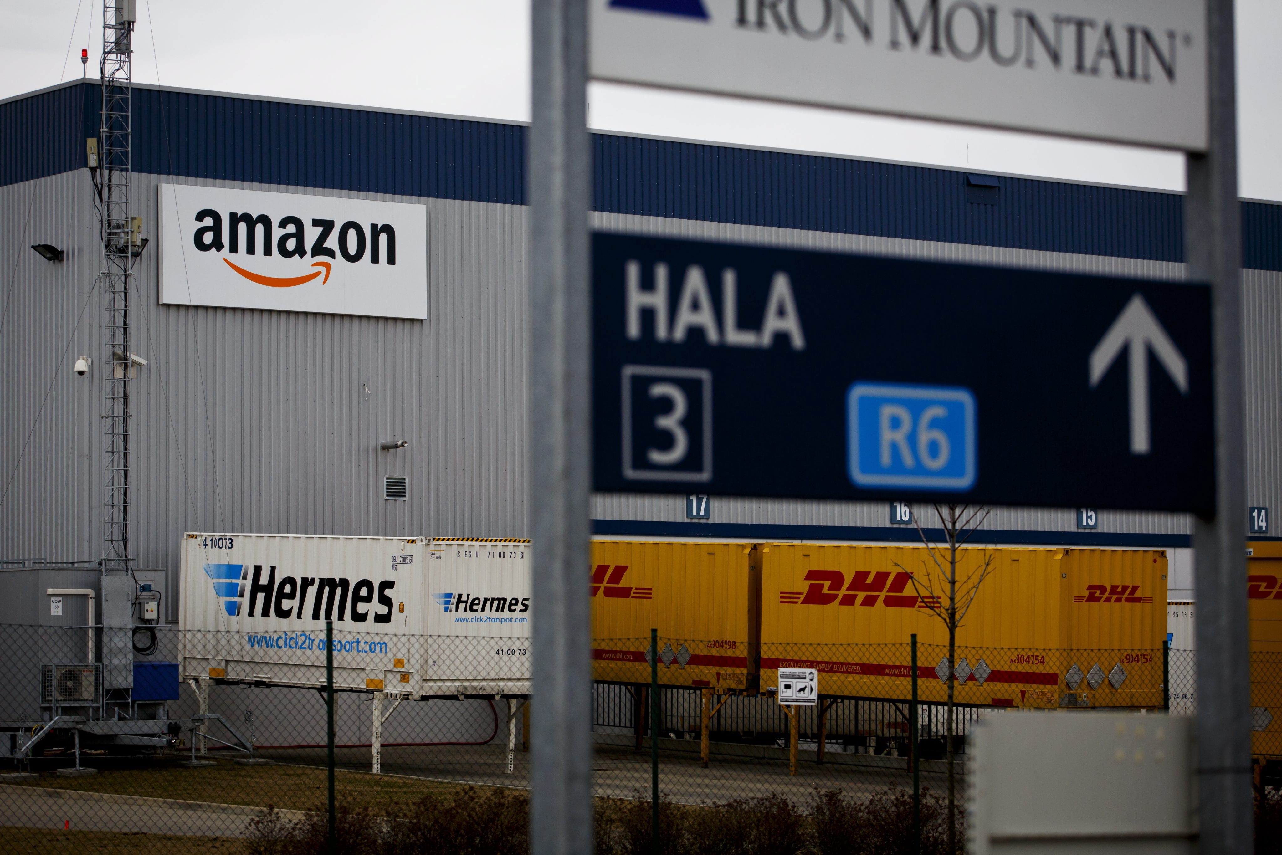 Amazon с годишна загуба за пръв път от 12 години