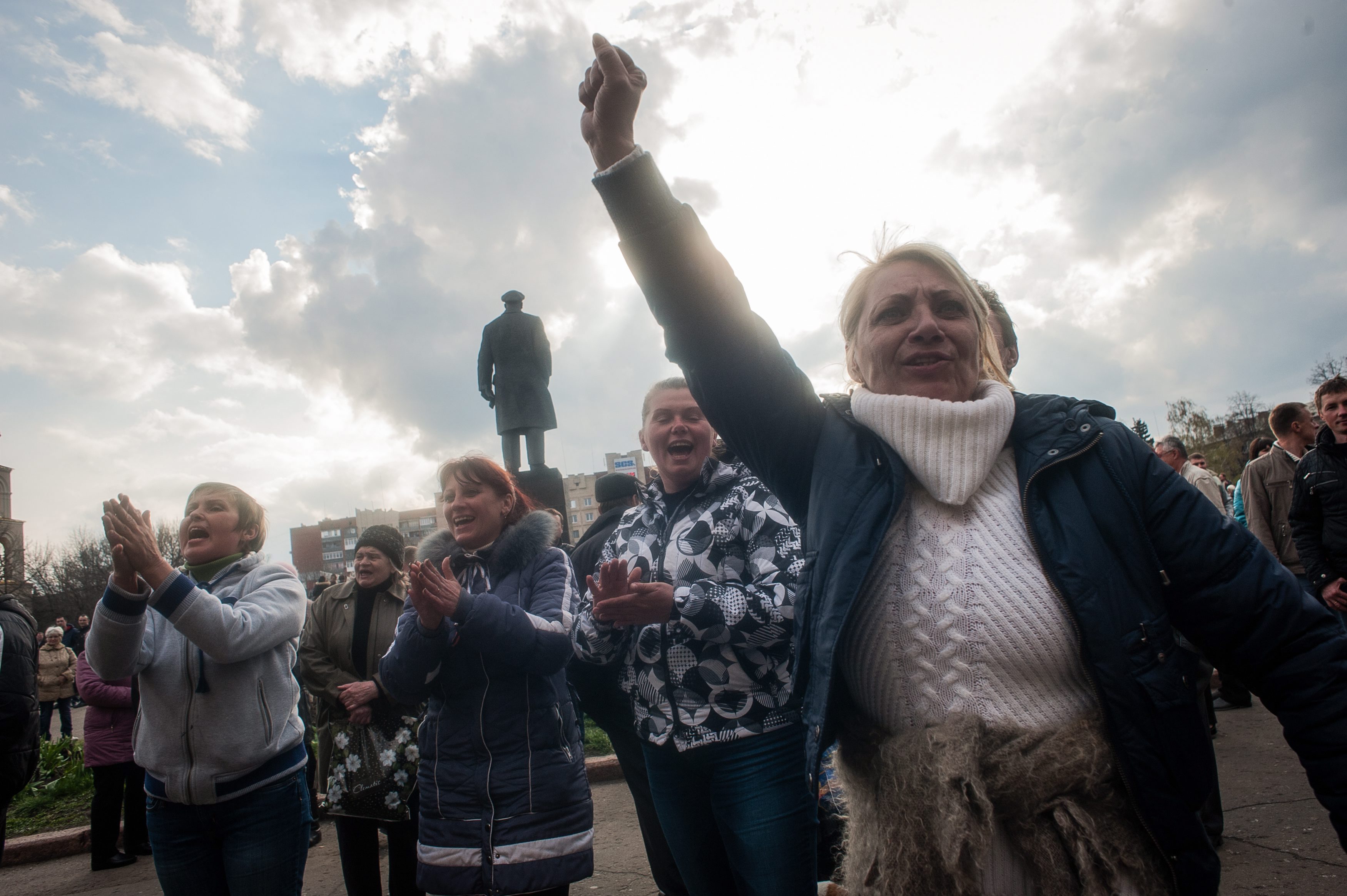 Протести на про руски активисти в Славянск