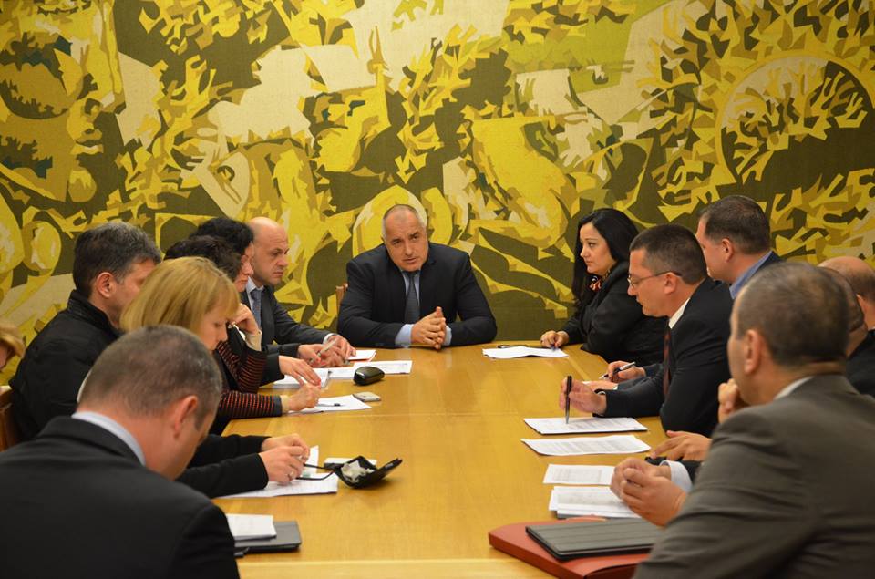 Бойко Борисов се срещна с кметове и експерти на ГЕРБ в Огледалната зала на Народното събрание