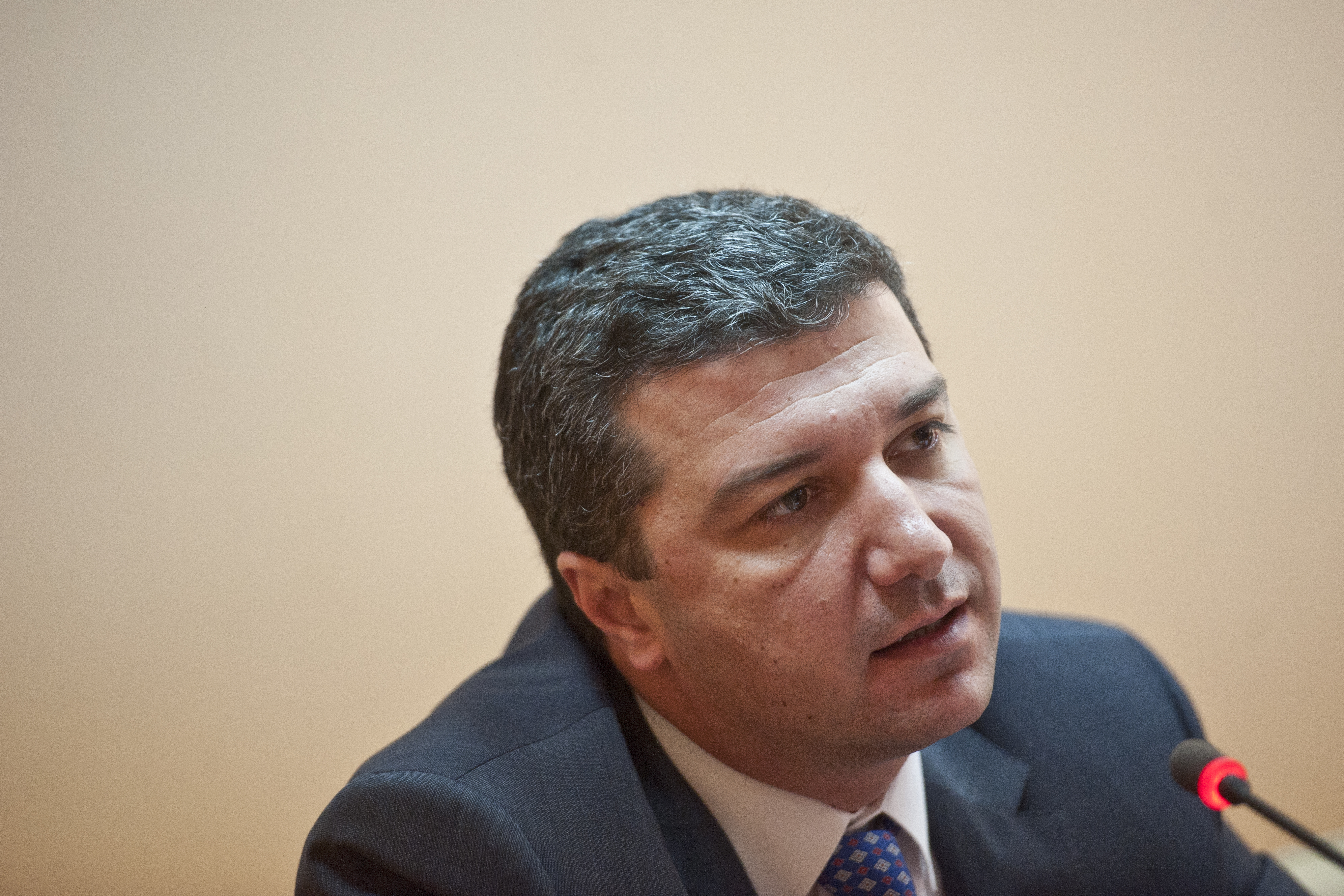 БСП привика Стойнев заради споразумението с “Уестингхаус“
