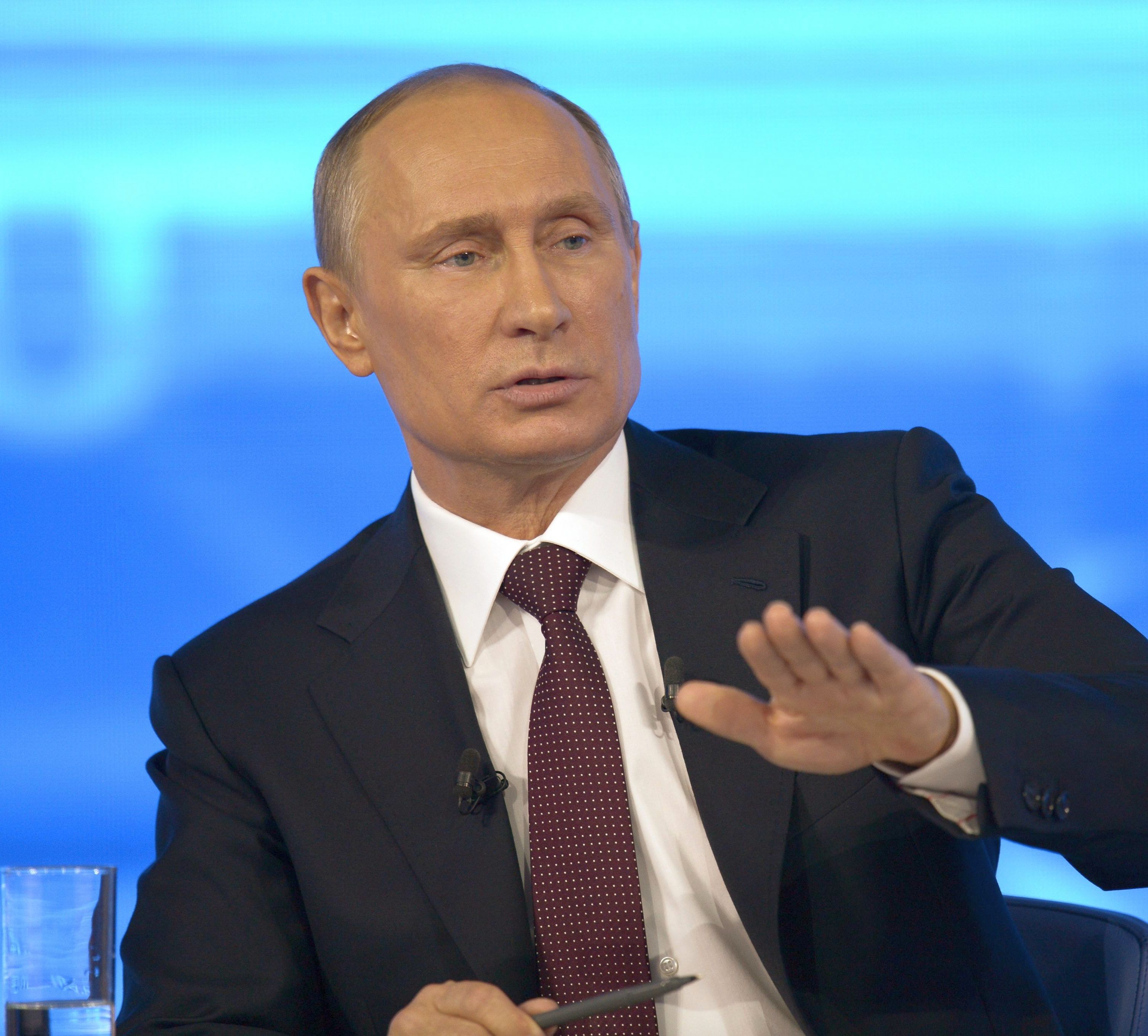 Путин не каза при каква ситуация би пратил войски в Украйна