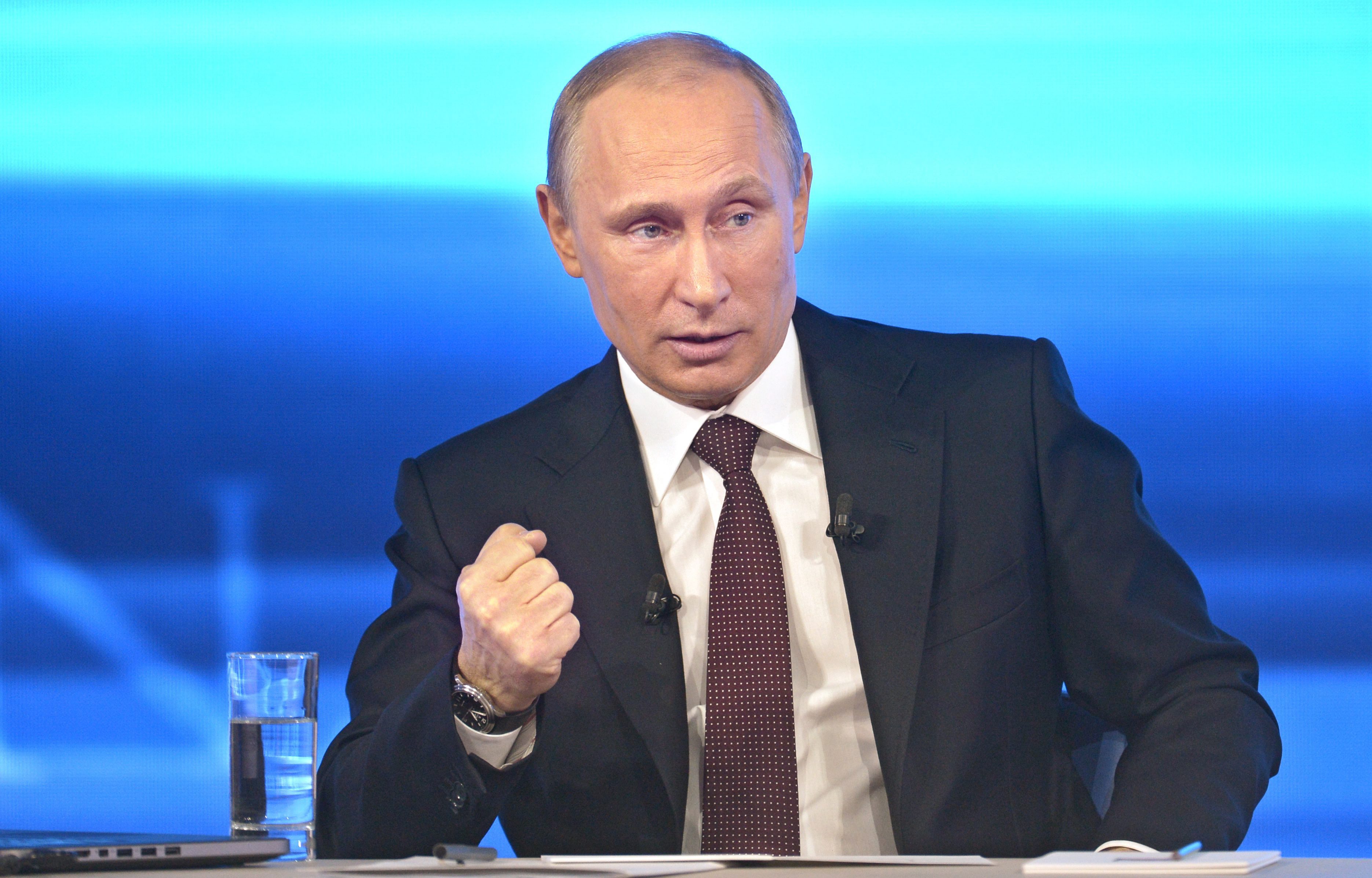 Екипът на предаването е получил над 2,5 милиона въпроса към Владимир Путин