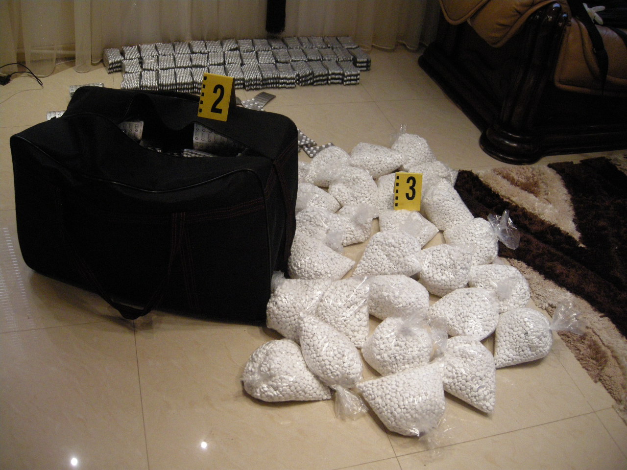 Разбиха нарколаборатория за дрога по курортите