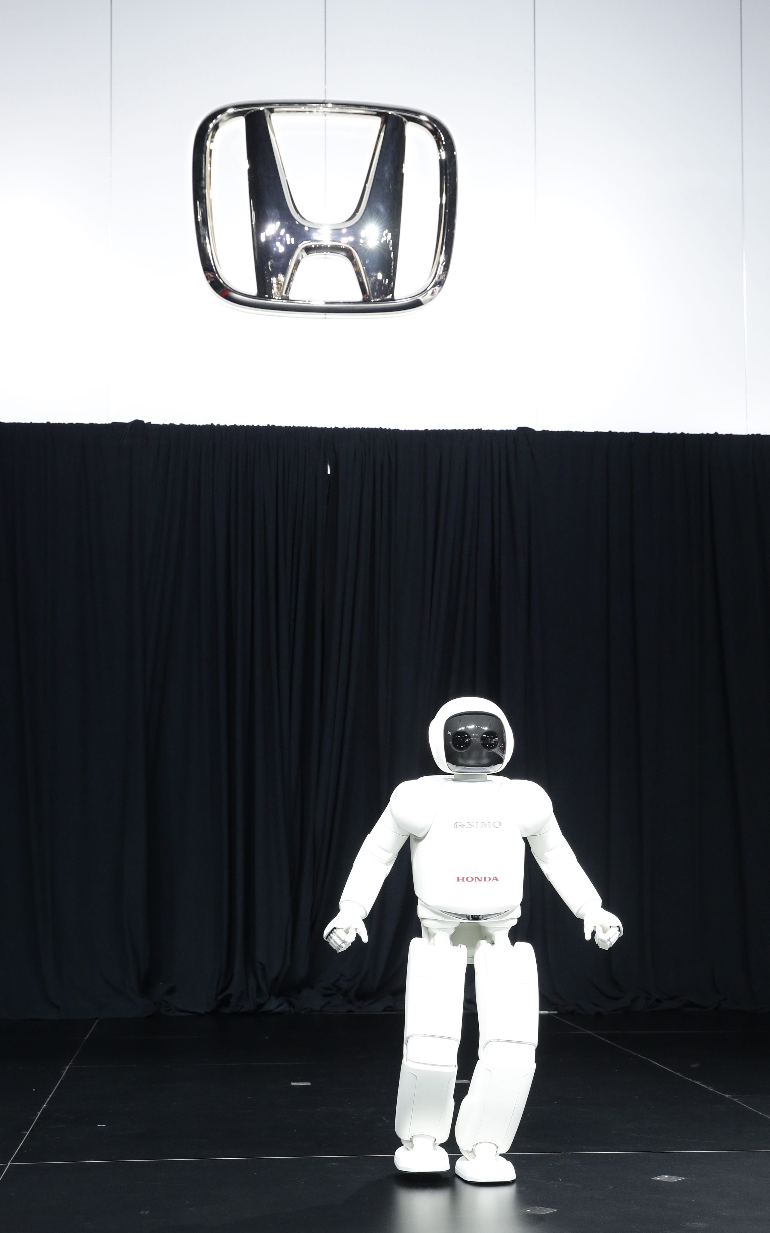 Роботът Asimo в Ню Йорк