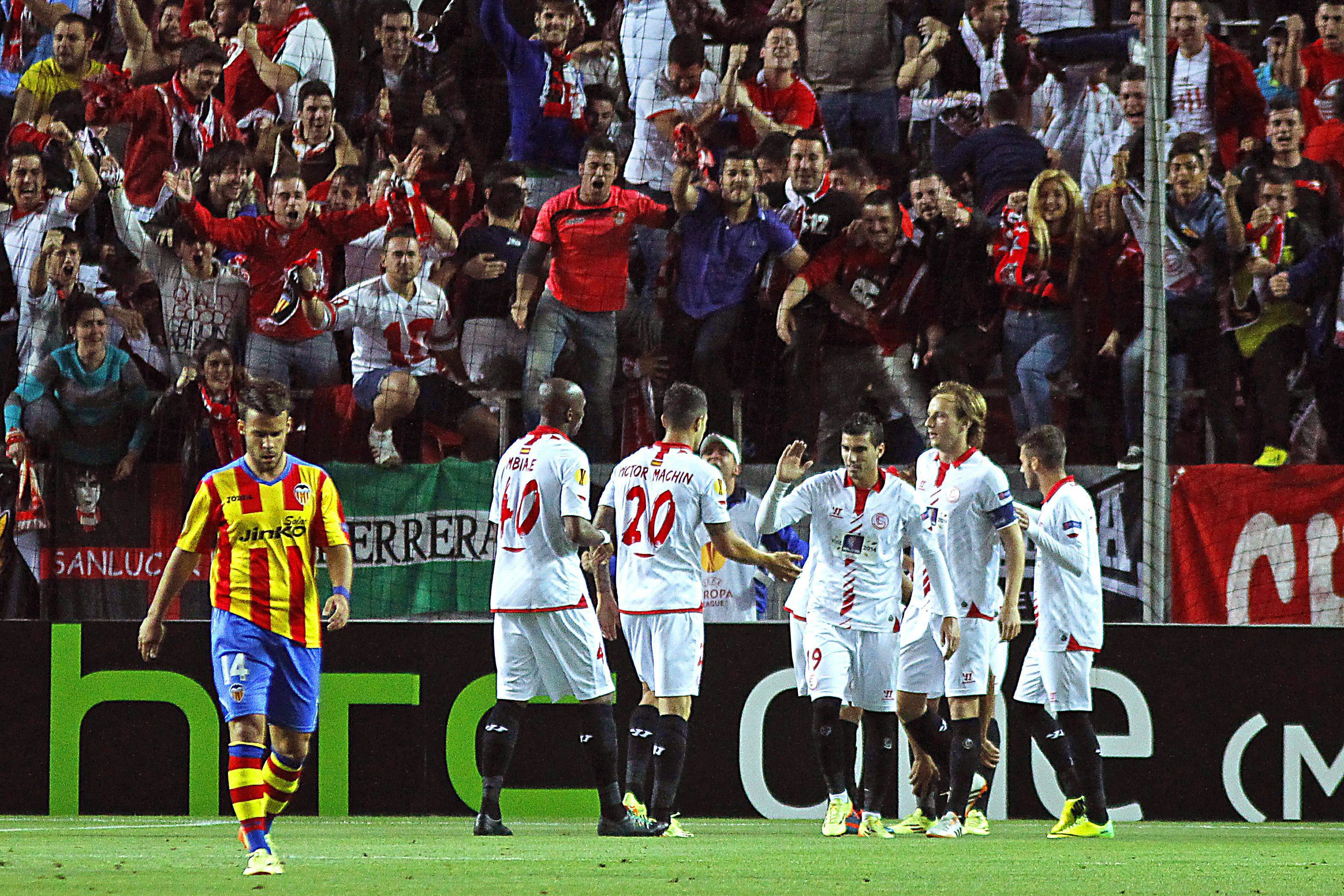 ”Севиля” спечели испанското дерби в Лига Европа