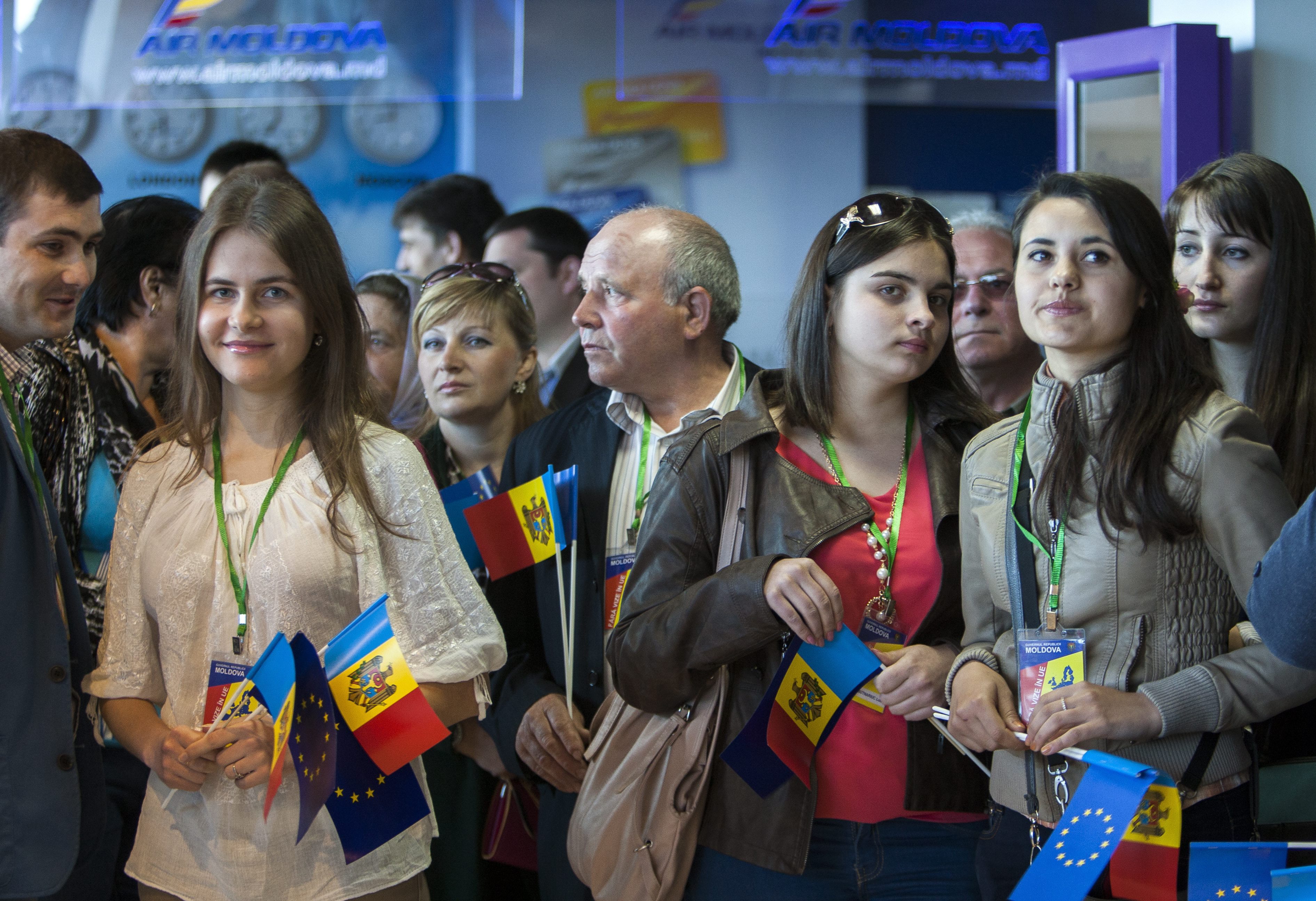 Молдовците вече могат да пътуват без визи в Шенген