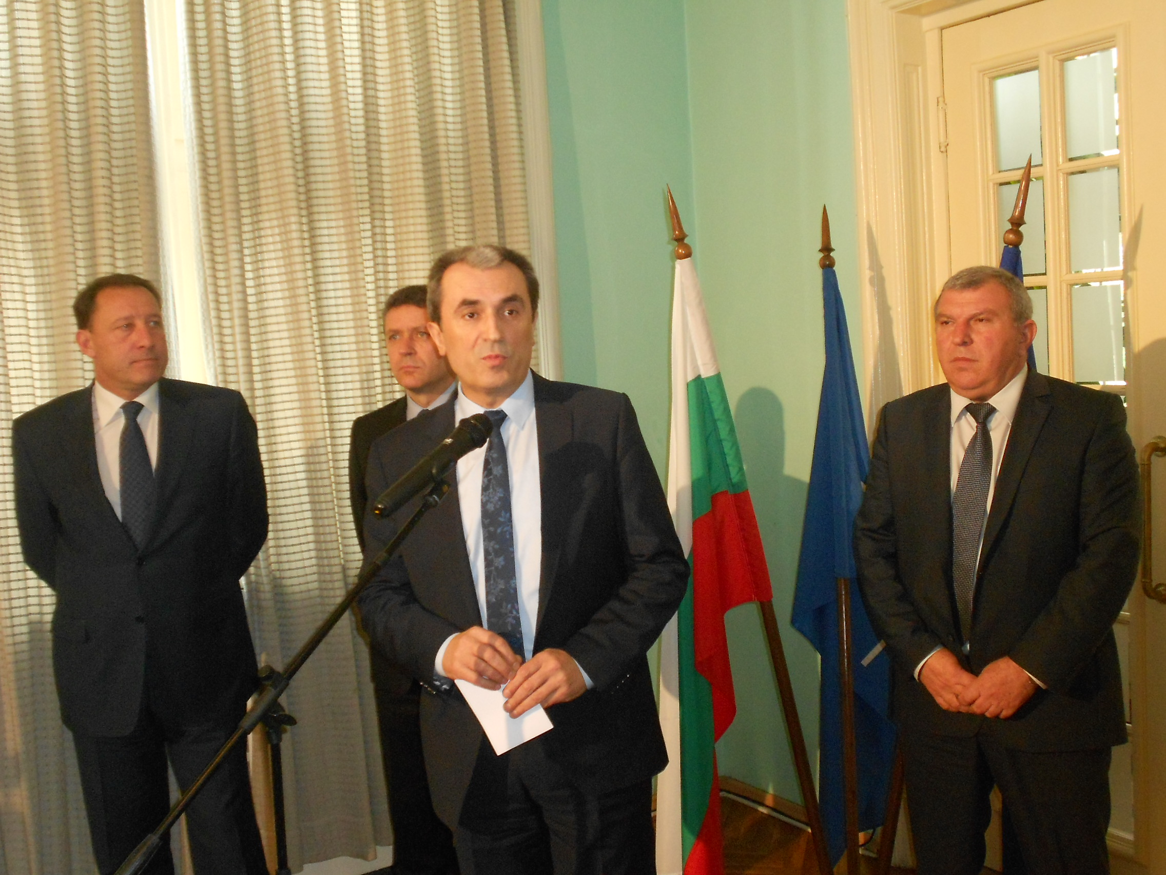 Кабинетът отпусна милиони за ремонти в Бургаско