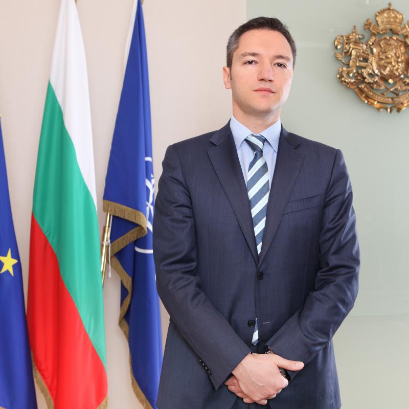 Кристиан Вигенин: Очакваме спешни действия на властите в Киев и Одеса (Сн.: МВнР)