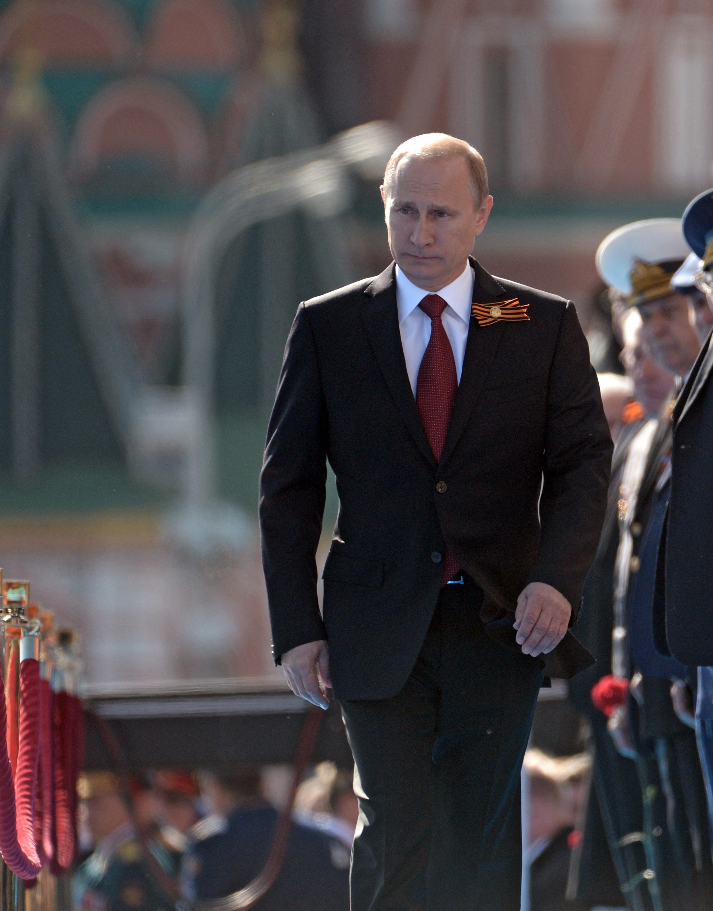 Владимир Путин поздрави всички за Деня на победата - 9 май