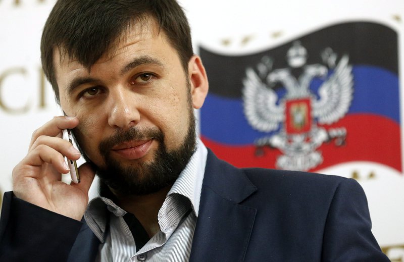 Лидерът на Донецката република избяга в Москва