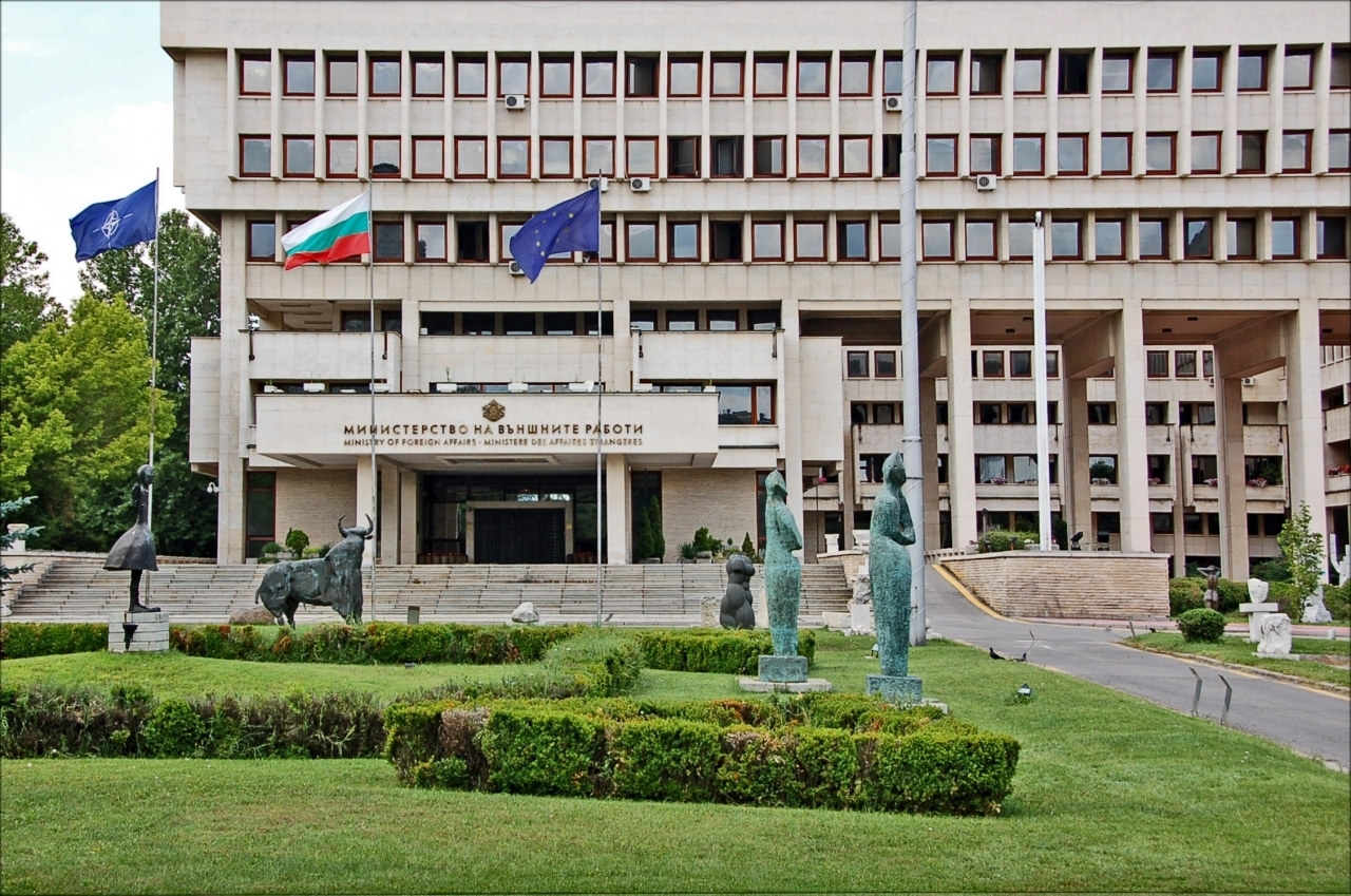 МВнР е помогнало българските граждани да бъдат настанени в хотели