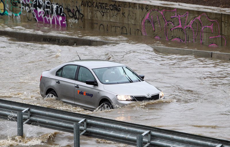 Извънредно положение в Сърбия заради наводнения
