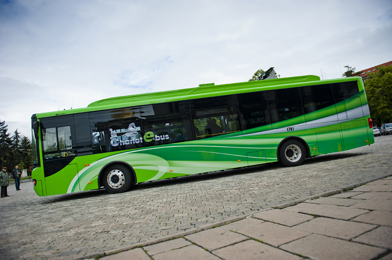 Това е първият електробус, който ще се движи по улиците на София
