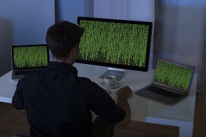 САЩ обвиняват китайски военни в електронен шпионаж