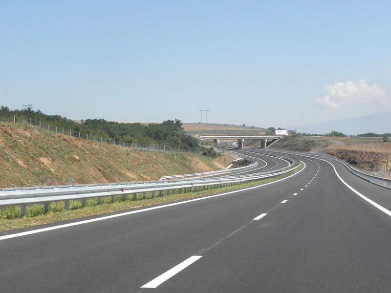 Магистралата Дупница-Благоевград трябва да е завършена през есента на 2015 г.
