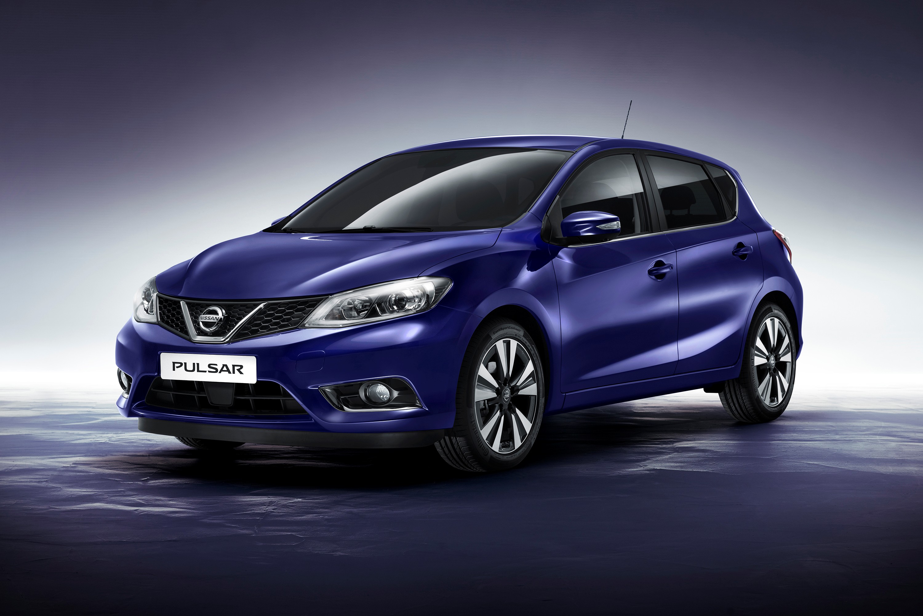 Nissan представи новия си хечбек Pulsar (снимки)