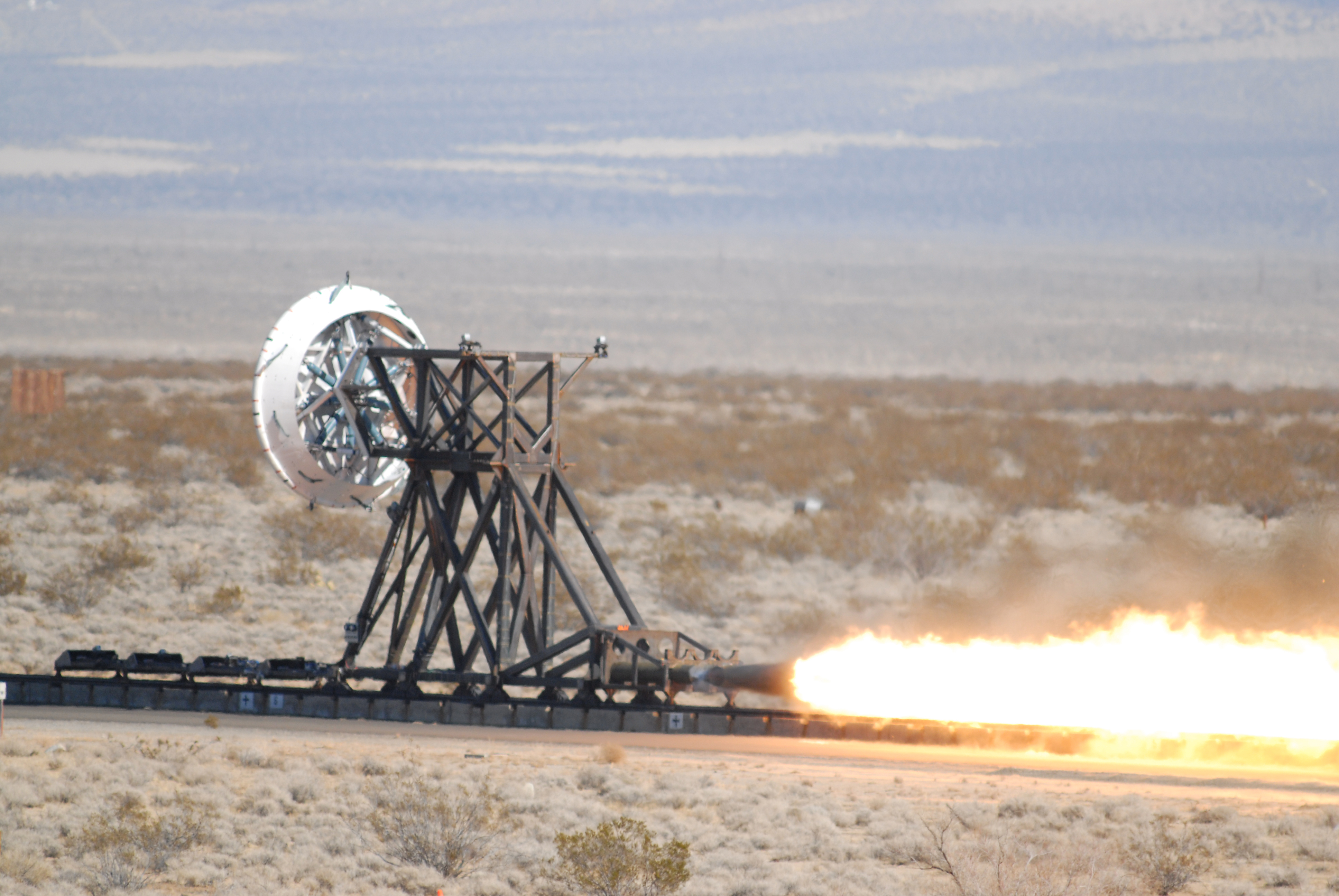 ”Летящата чиния” на НАСА - Low-Density Supersonic Decelerator