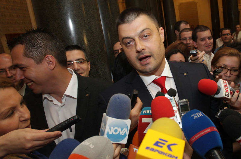 Неотдавна Николай Бареков отиде неканен на консутациите в Народното събрание за дата на изборите