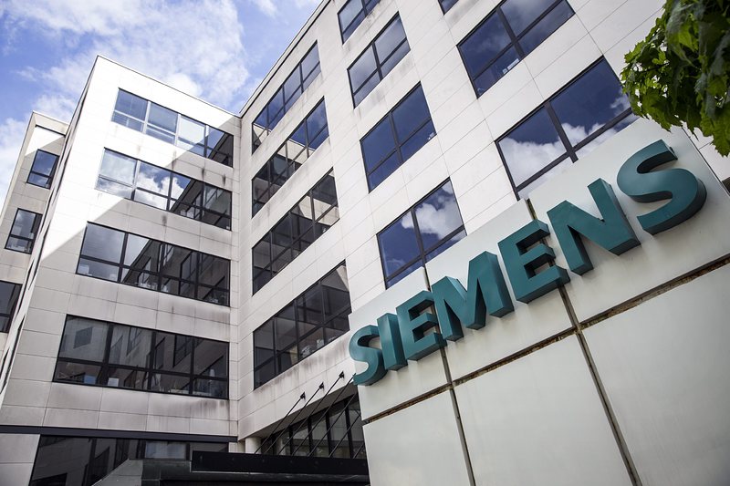 Siemens закрива 11 600 работни места